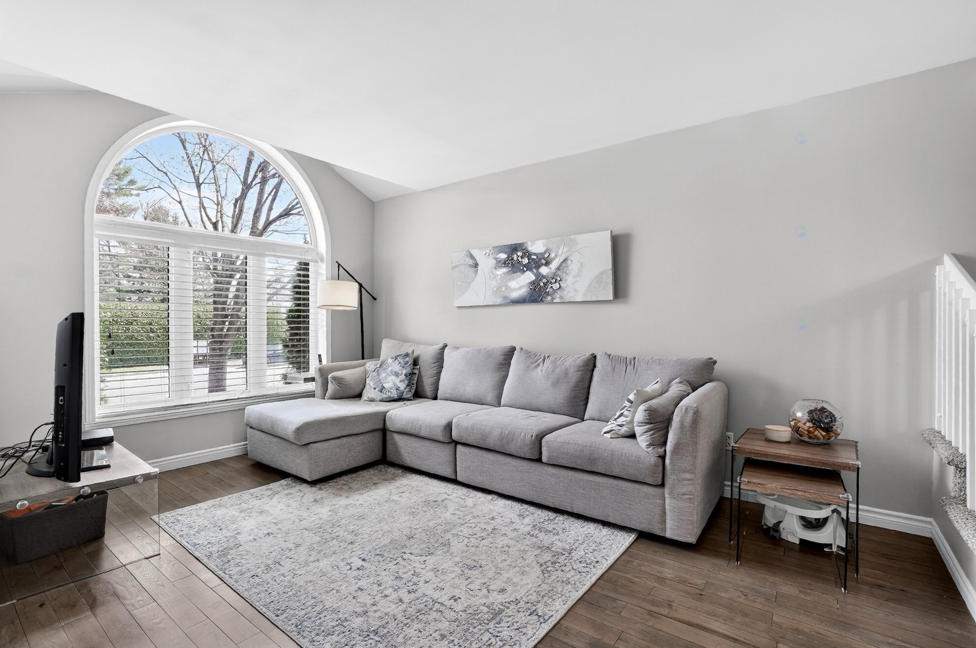 









550


Rue Ernest-Bourque

,
Blainville,




QC
J7C5G7


