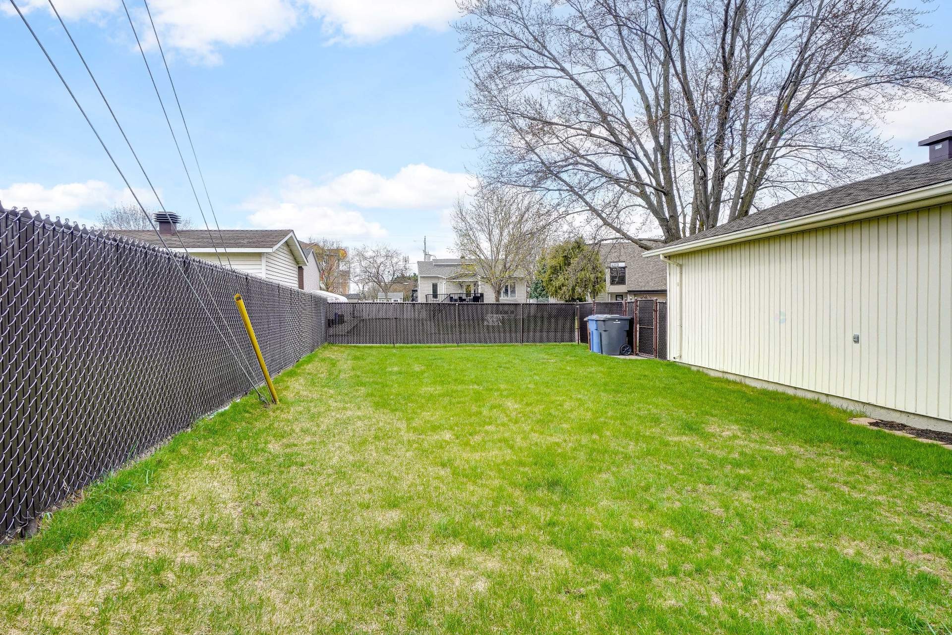 









642


Rue Monsabré

,
Repentigny (Repentigny),




QC
J6A6M8

