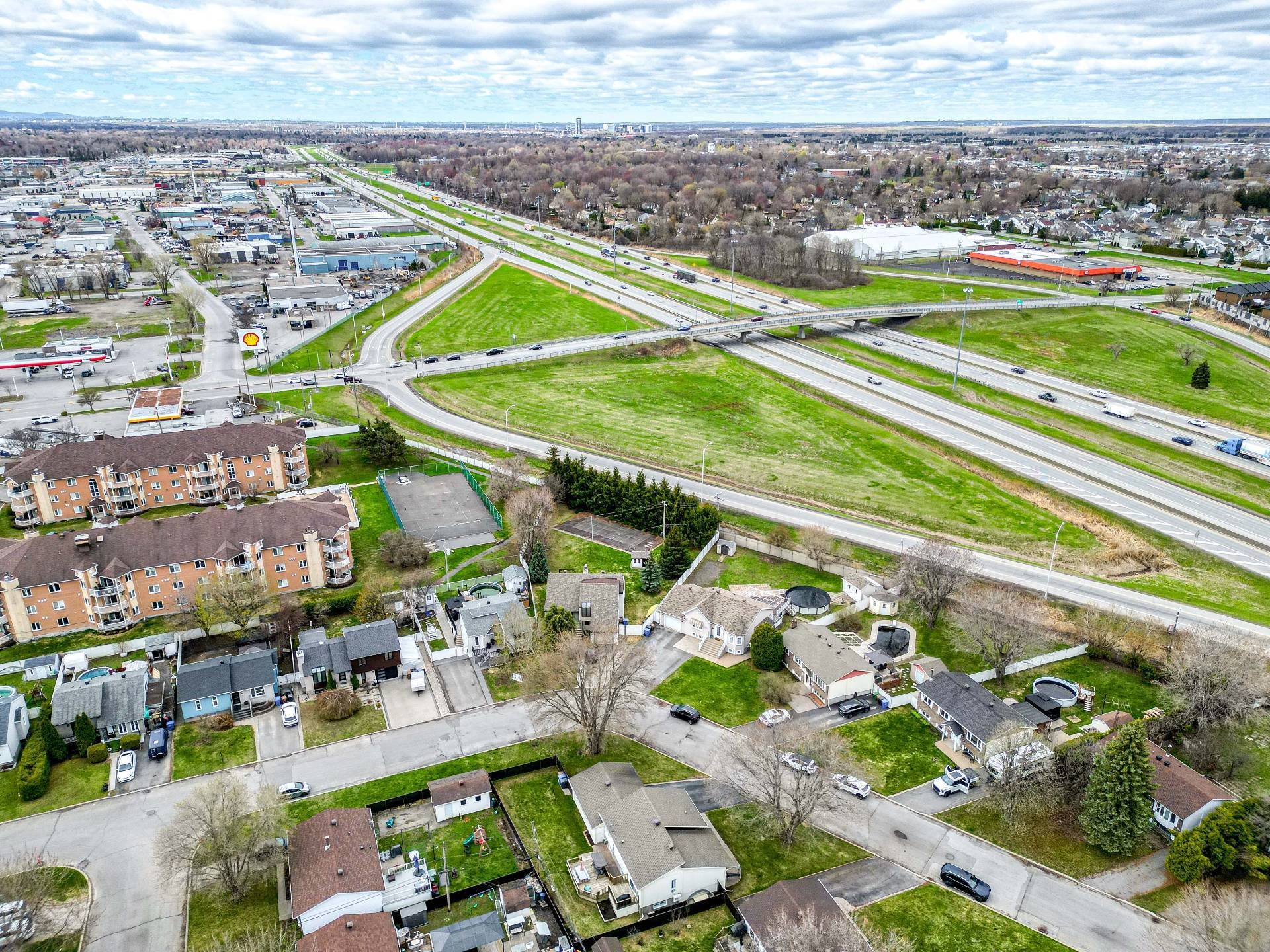 









642


Rue Monsabré

,
Repentigny (Repentigny),




QC
J6A6M8

