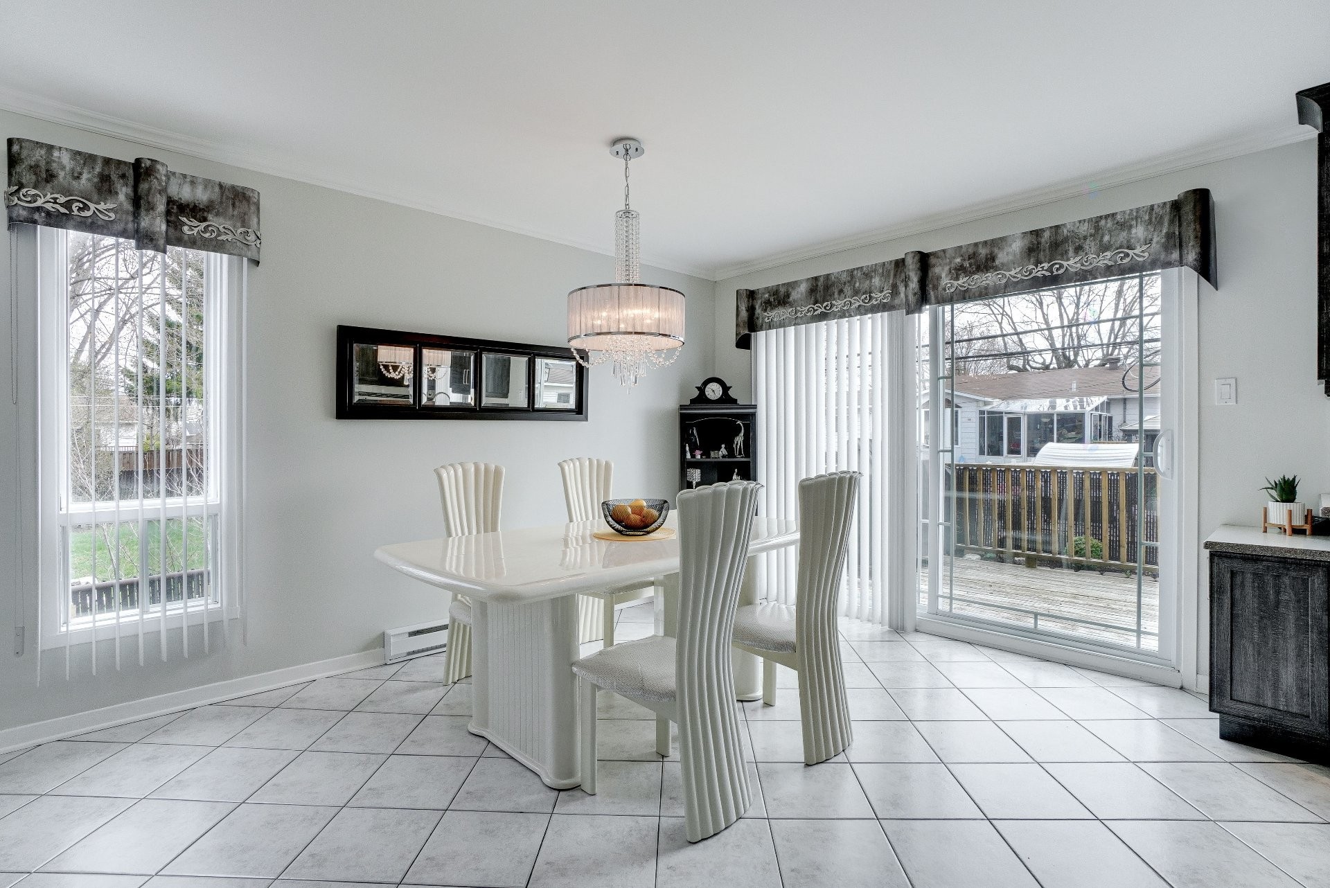 









642


Rue Monsabré

,
Repentigny (Repentigny),




QC
J6A6M8

