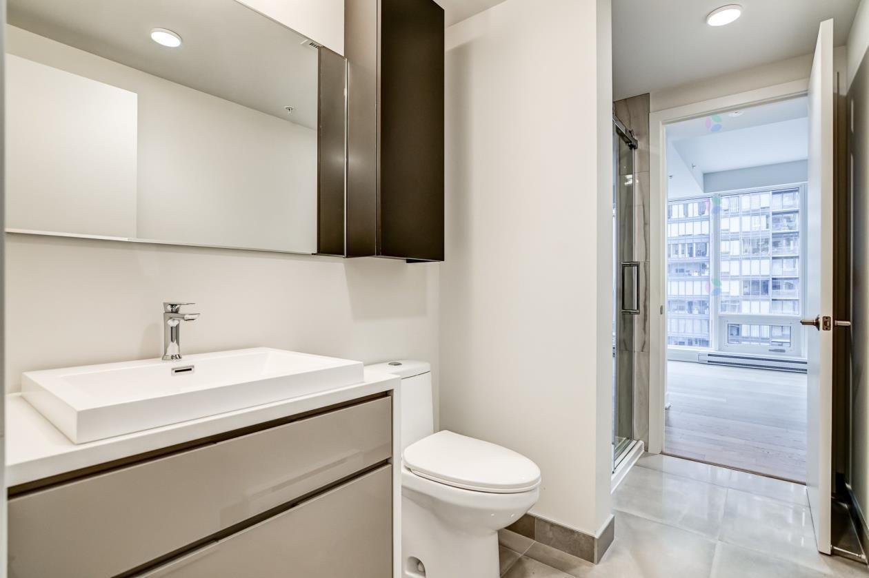 









1288


Rue St-Antoine O.

, 2304,
Montréal (Ville-Marie),




QC
H3B3B3

