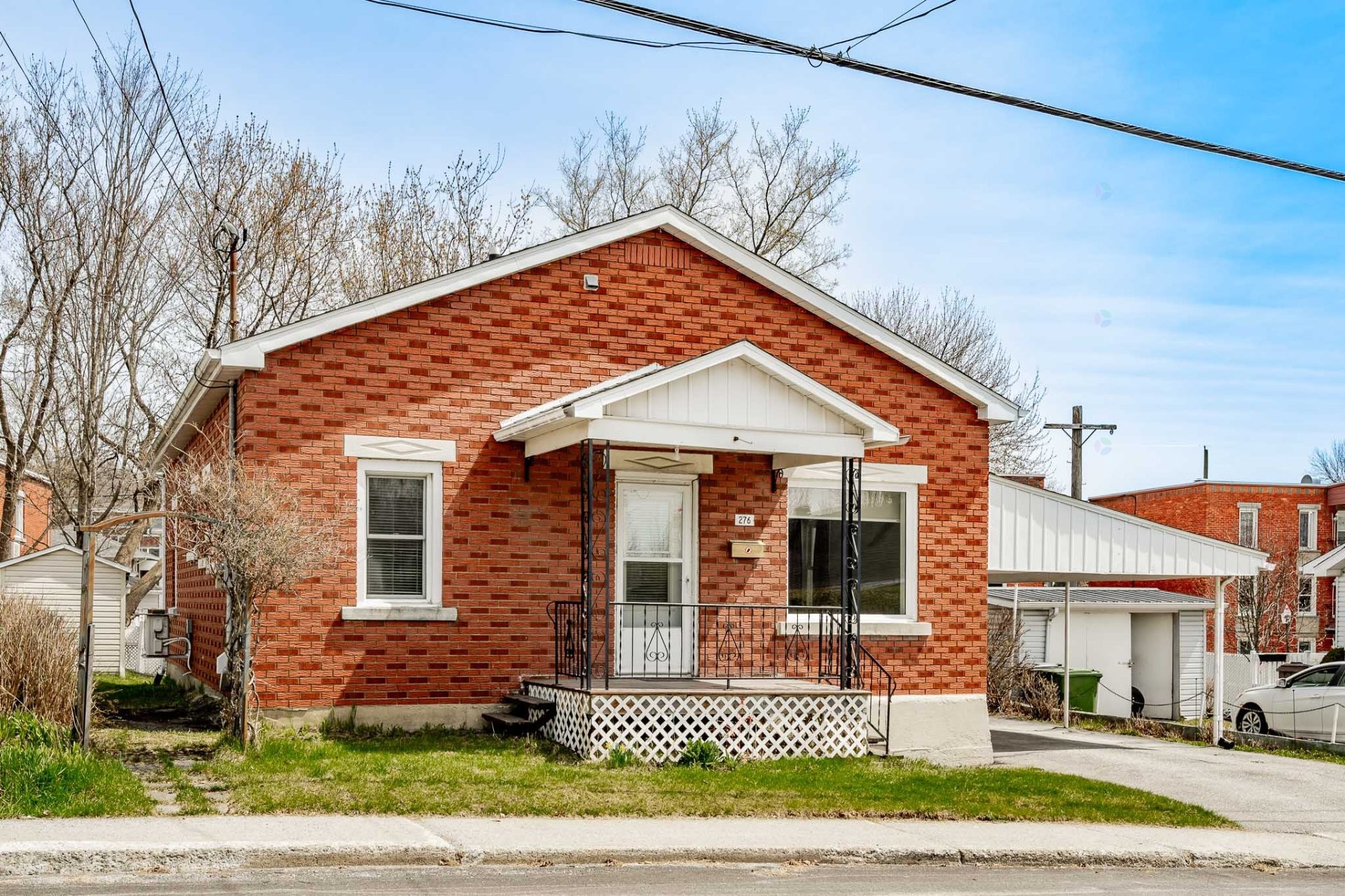 









276


Rue de l'Assomption

,
Sherbrooke (Fleurimont),




QC
J1E2L6

