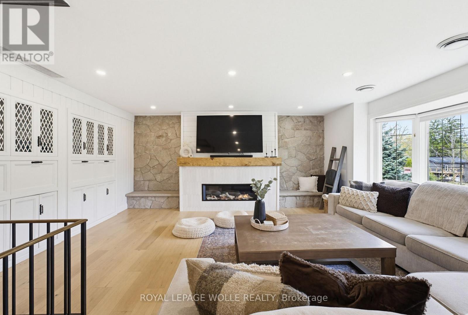 












3623 NAFZIGER ROAD

,
Wellesley,




Ontario
N0B2T0

