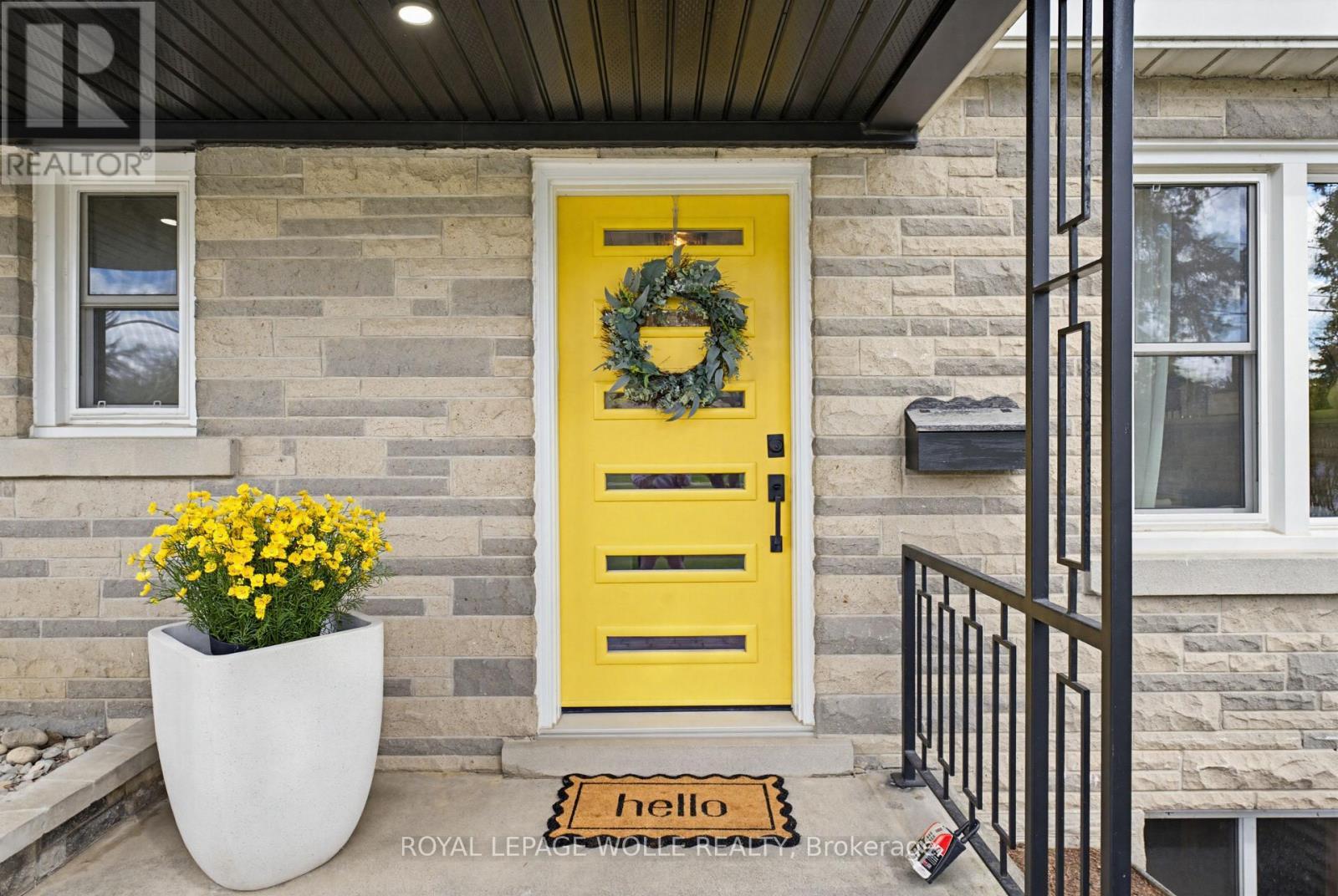 












3623 NAFZIGER ROAD

,
Wellesley,




Ontario
N0B2T0


