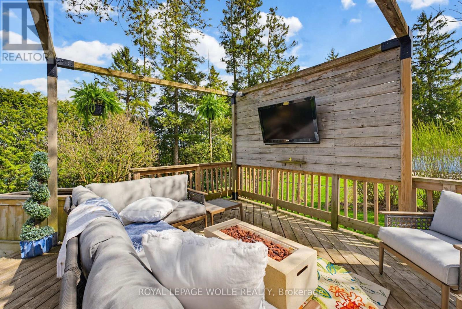 












3623 NAFZIGER ROAD

,
Wellesley,




Ontario
N0B2T0


