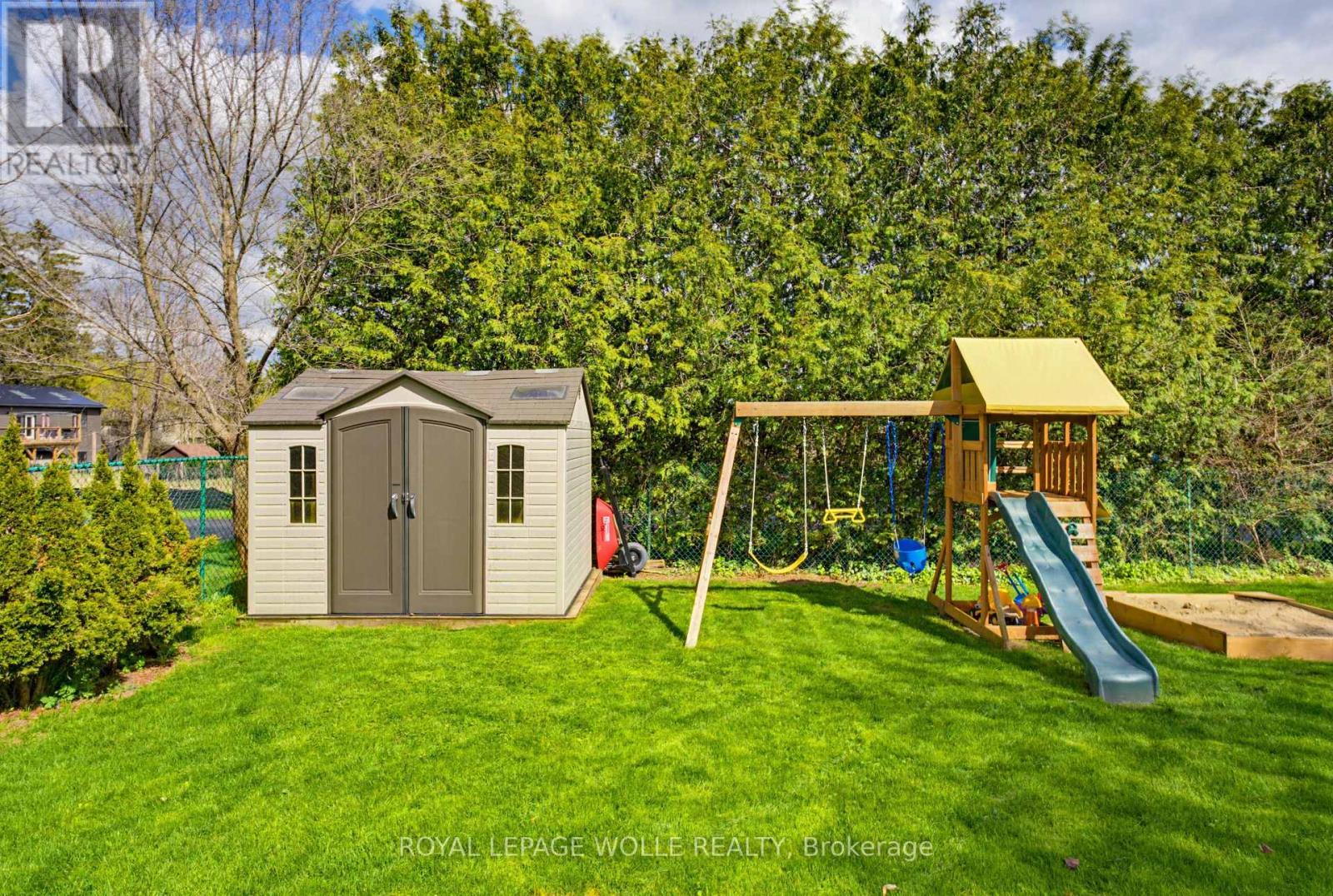 












3623 NAFZIGER ROAD

,
Wellesley,




Ontario
N0B2T0

