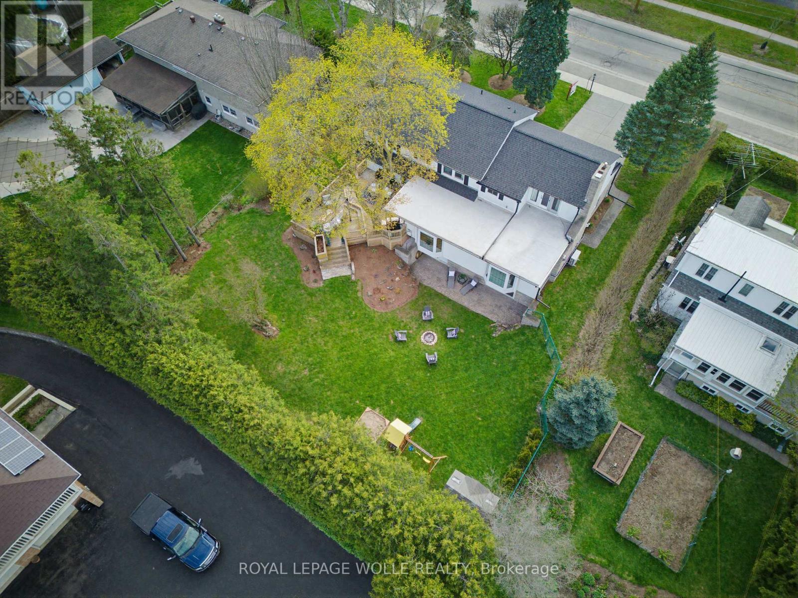 












3623 NAFZIGER ROAD

,
Wellesley,




Ontario
N0B2T0

