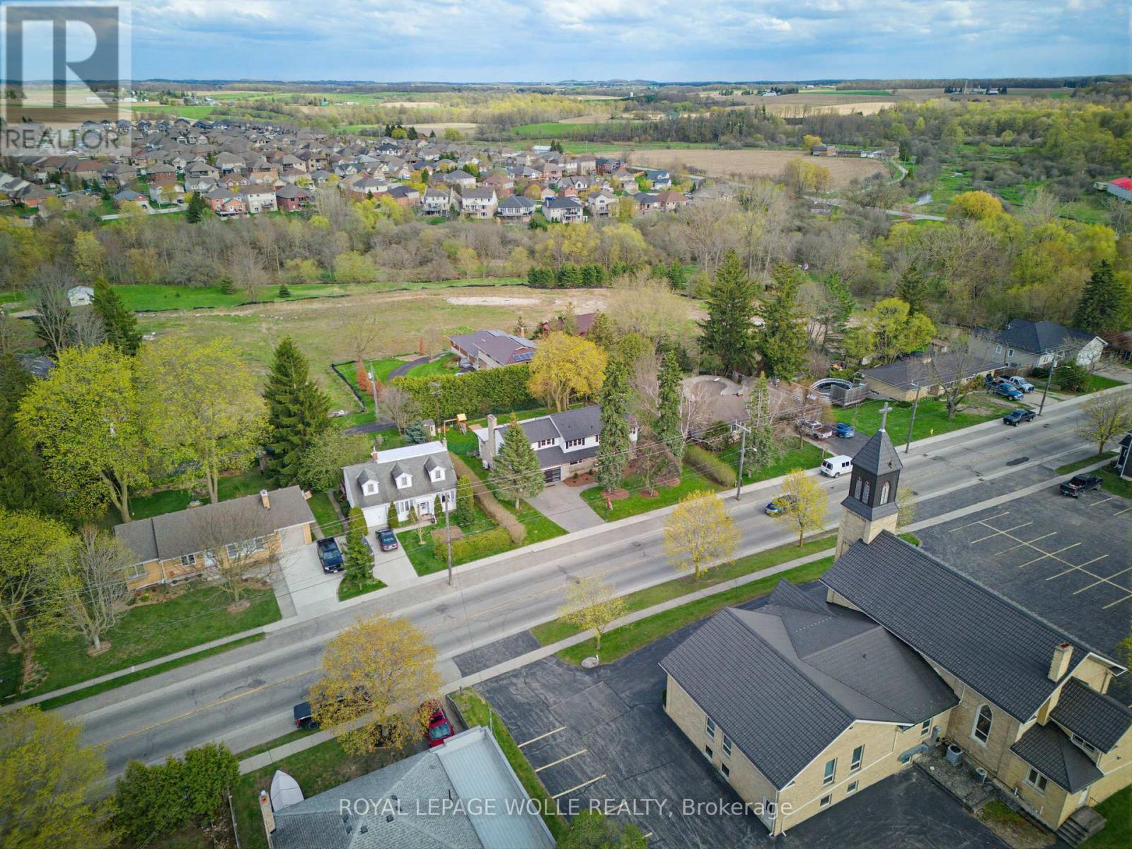 












3623 NAFZIGER ROAD

,
Wellesley,




Ontario
N0B2T0

