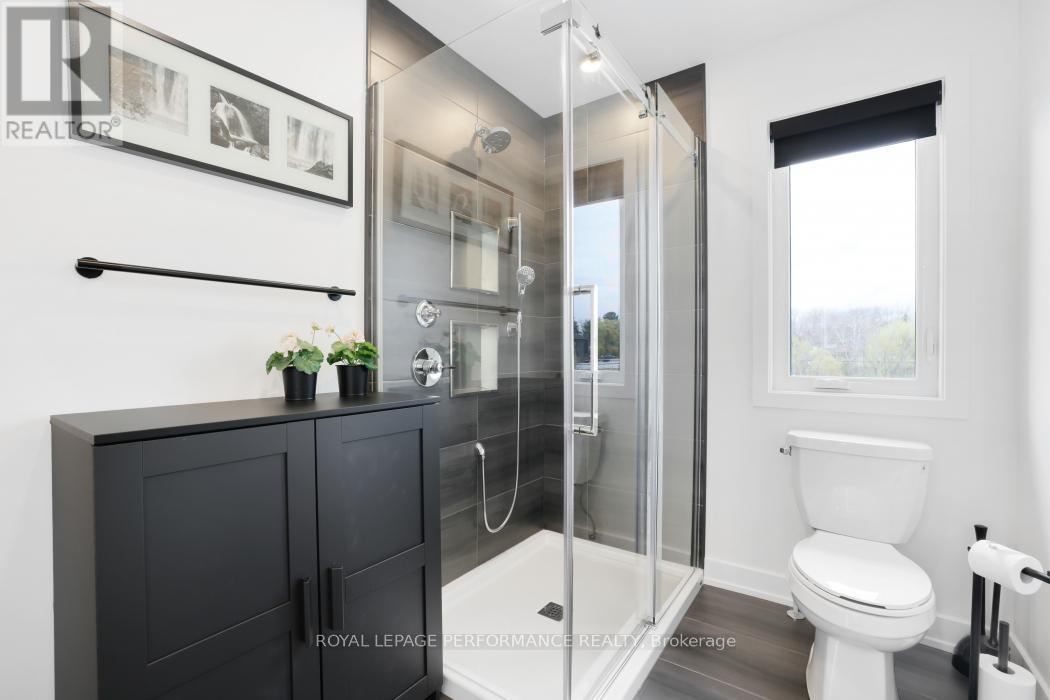 












541 BARRAGE STREET

,
Casselman,




Ontario
K0A1M0

