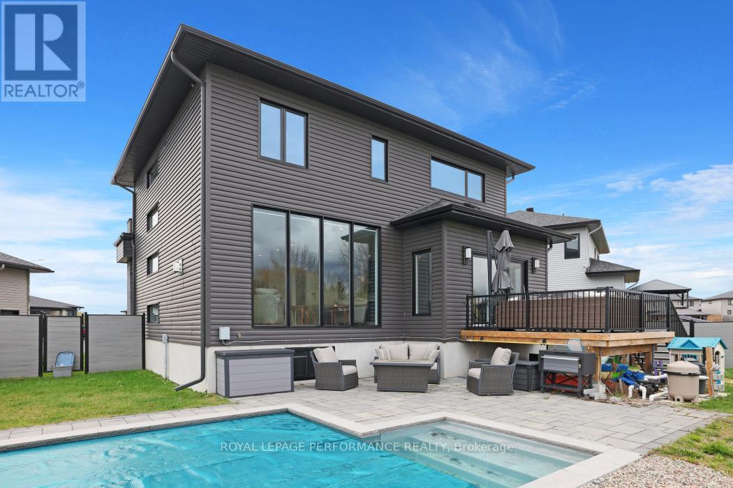 












541 BARRAGE STREET

,
Casselman,




Ontario
K0A1M0

