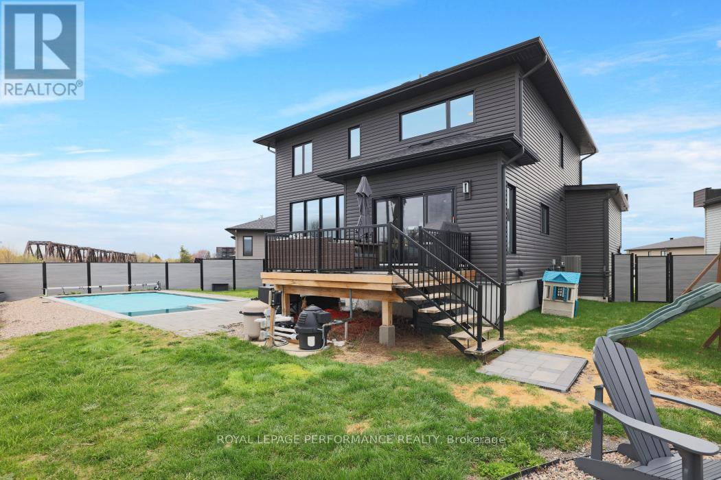 












541 BARRAGE STREET

,
Casselman,




Ontario
K0A1M0

