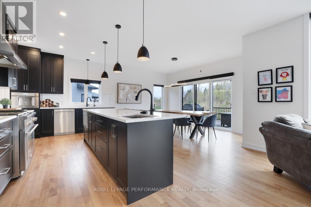












541 BARRAGE STREET

,
Casselman,




Ontario
K0A1M0

