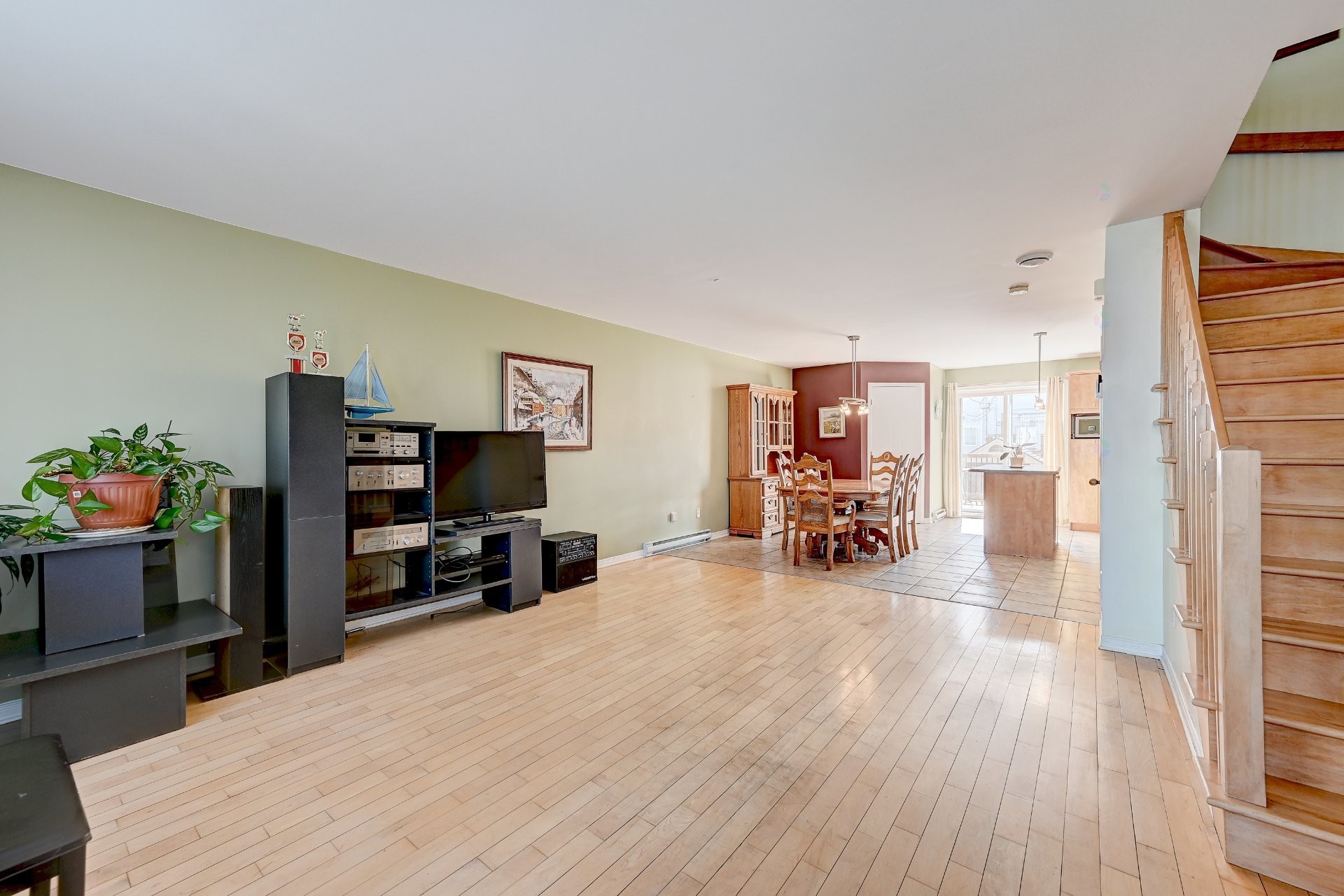 









795


Crois. La Bolduc

,
Sainte-Catherine,




QC
J5C1J4


