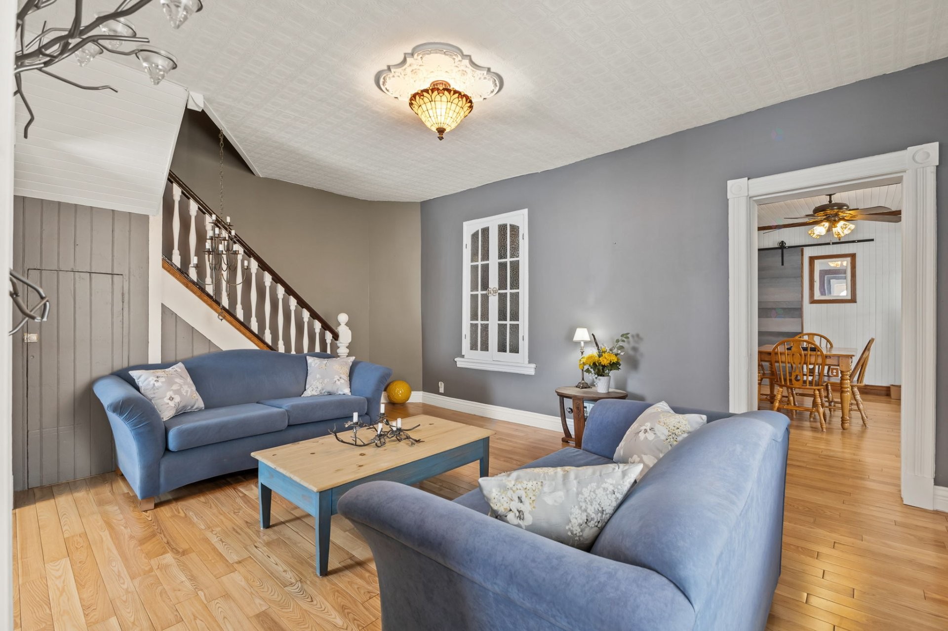 









267


Rue Champlain

,
Gatineau (Hull),




QC
J8X3R9

