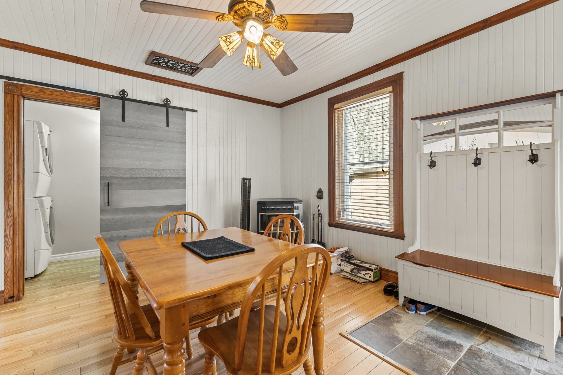 









267


Rue Champlain

,
Gatineau (Hull),




QC
J8X3R9

