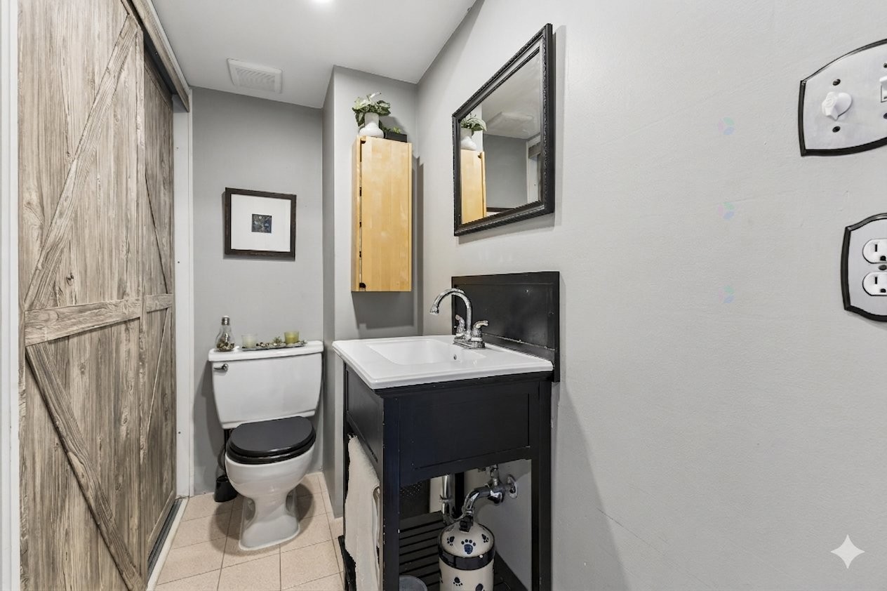 









760


Ch. Marie-Le Ber

, 202,
Montréal (Verdun/Île-des-Soeurs),




QC
H3E1W6

