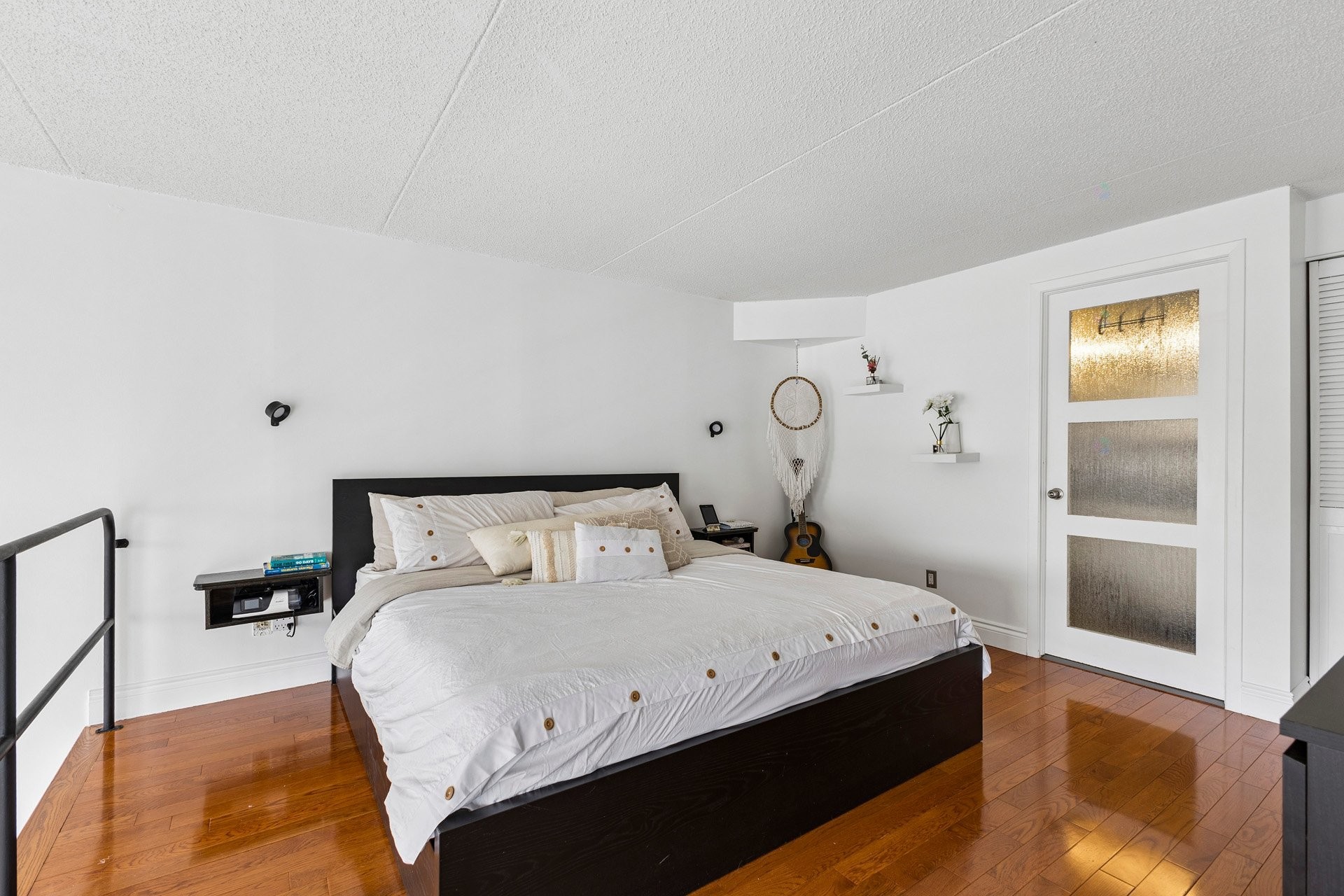 









760


Ch. Marie-Le Ber

, 202,
Montréal (Verdun/Île-des-Soeurs),




QC
H3E1W6

