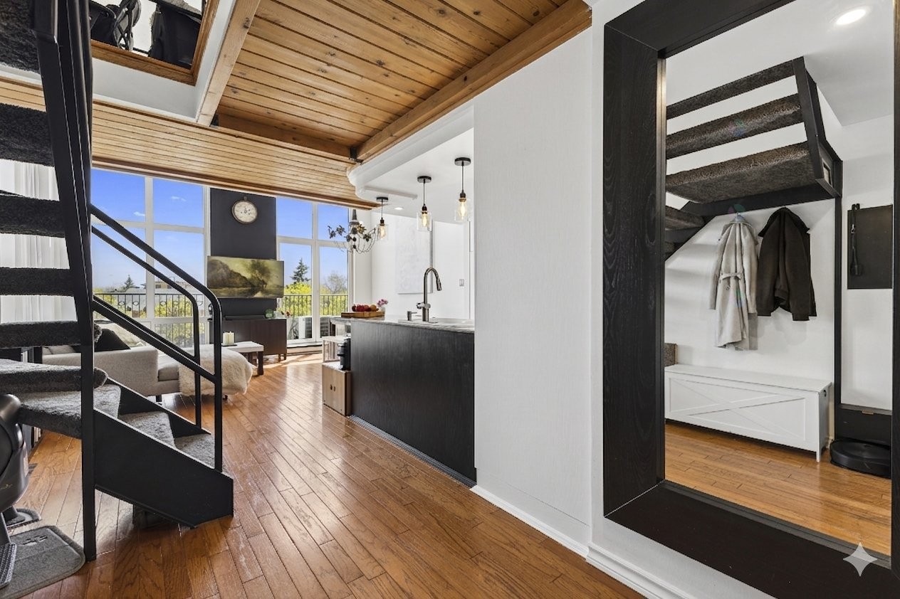 









760


Ch. Marie-Le Ber

, 202,
Montréal (Verdun/Île-des-Soeurs),




QC
H3E1W6


