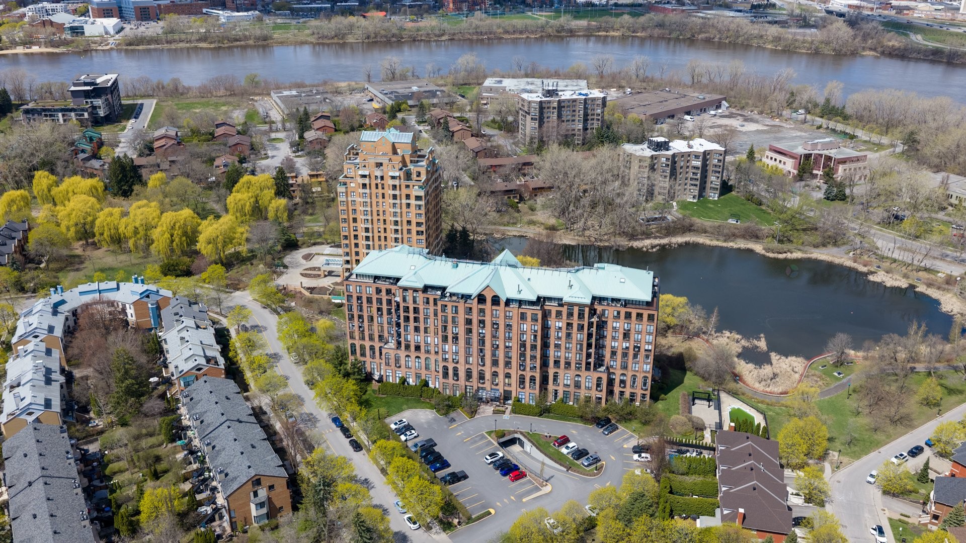 









760


Ch. Marie-Le Ber

, 202,
Montréal (Verdun/Île-des-Soeurs),




QC
H3E1W6

