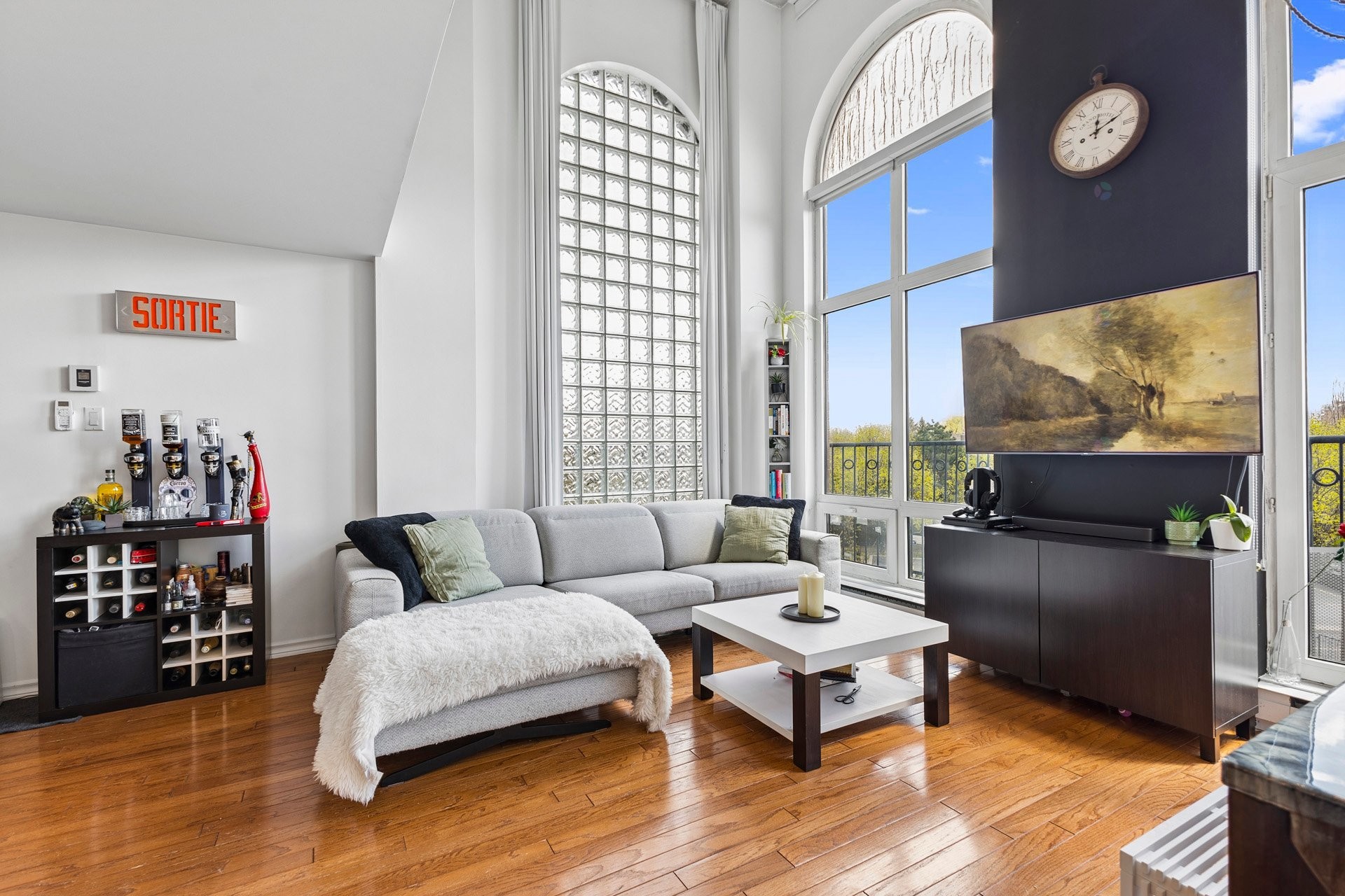 









760


Ch. Marie-Le Ber

, 202,
Montréal (Verdun/Île-des-Soeurs),




QC
H3E1W6

