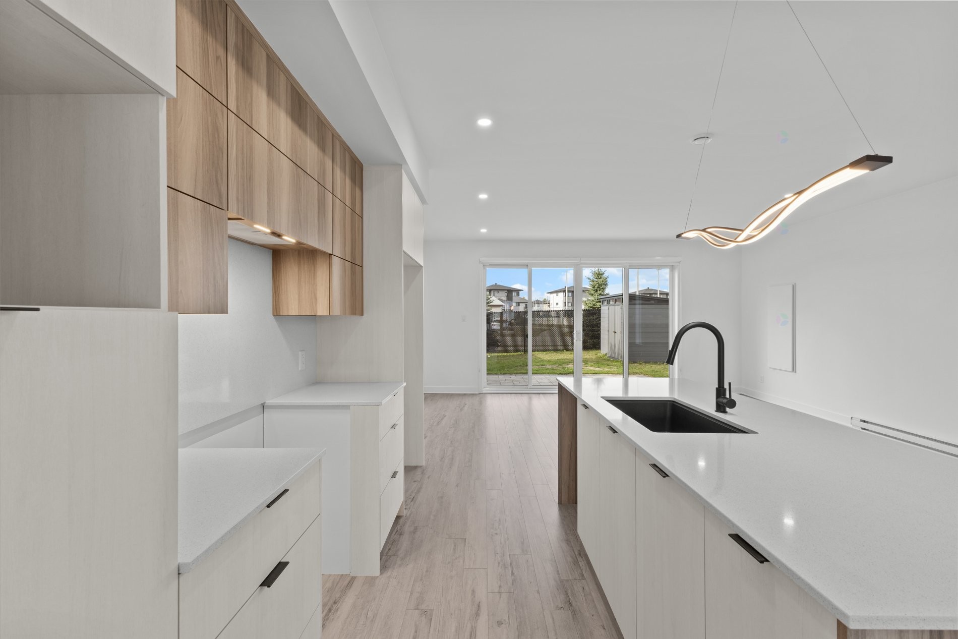









13865


Rue du Merlot

,
Mirabel,




QC
J7N0S1

