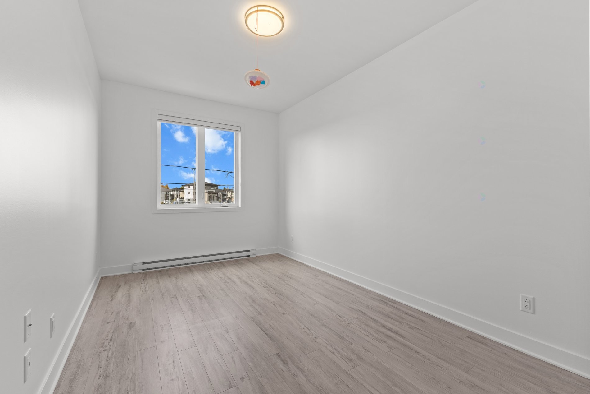 









13865


Rue du Merlot

,
Mirabel,




QC
J7N0S1

