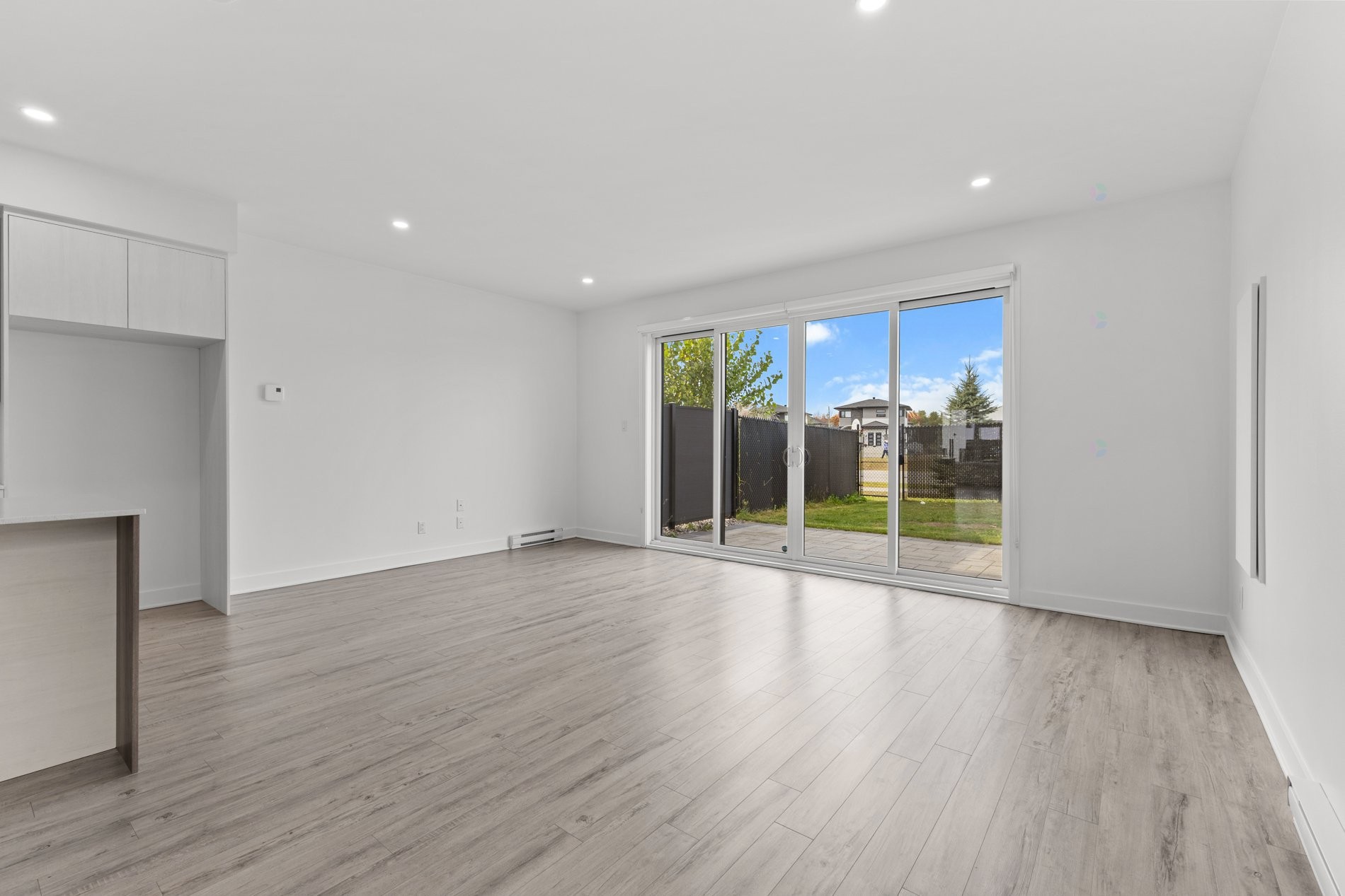 









13865


Rue du Merlot

,
Mirabel,




QC
J7N0S1

