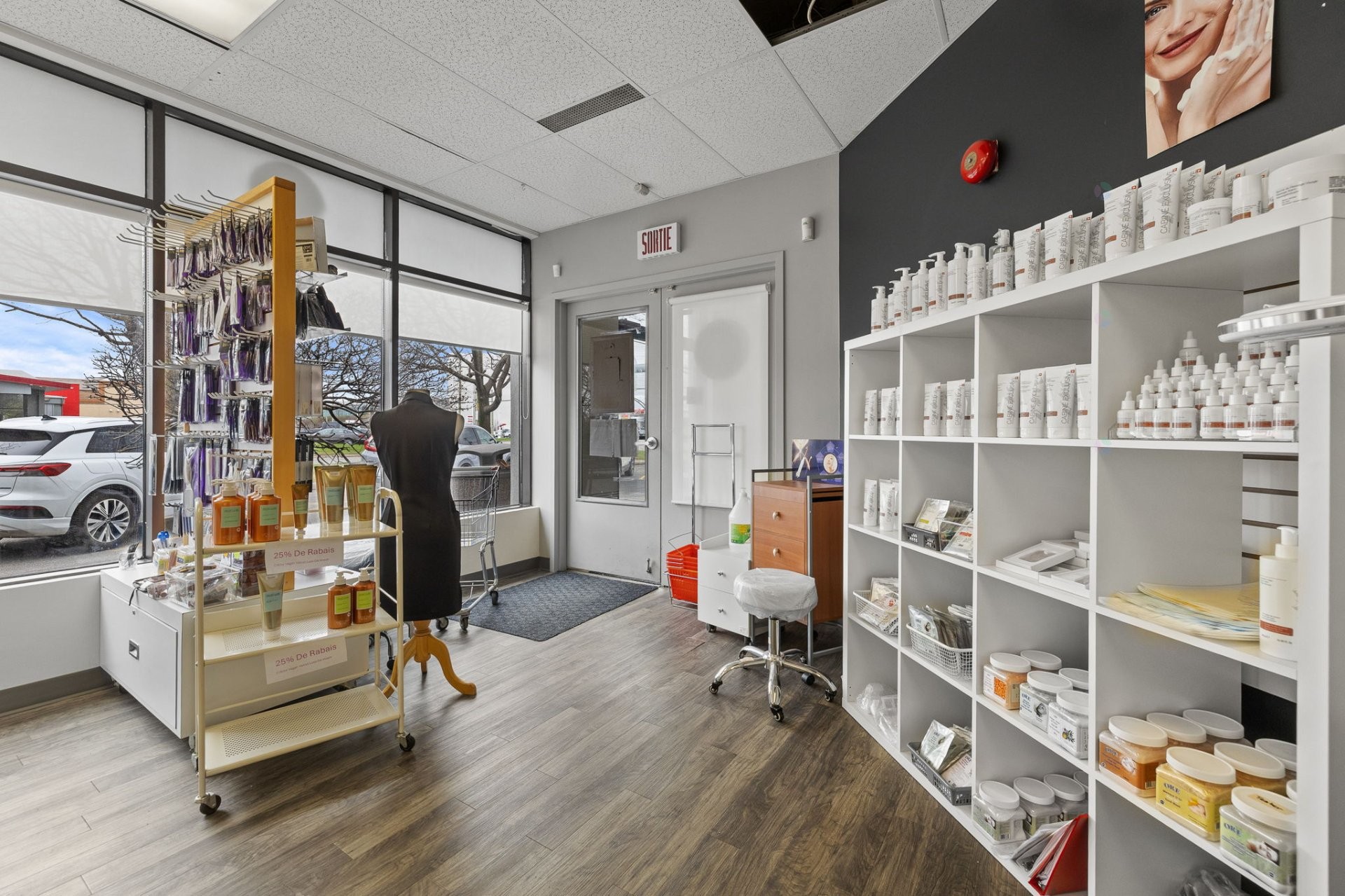 









410


Mtée Paiement

,
Gatineau (Gatineau),




QC
J8P6R5

