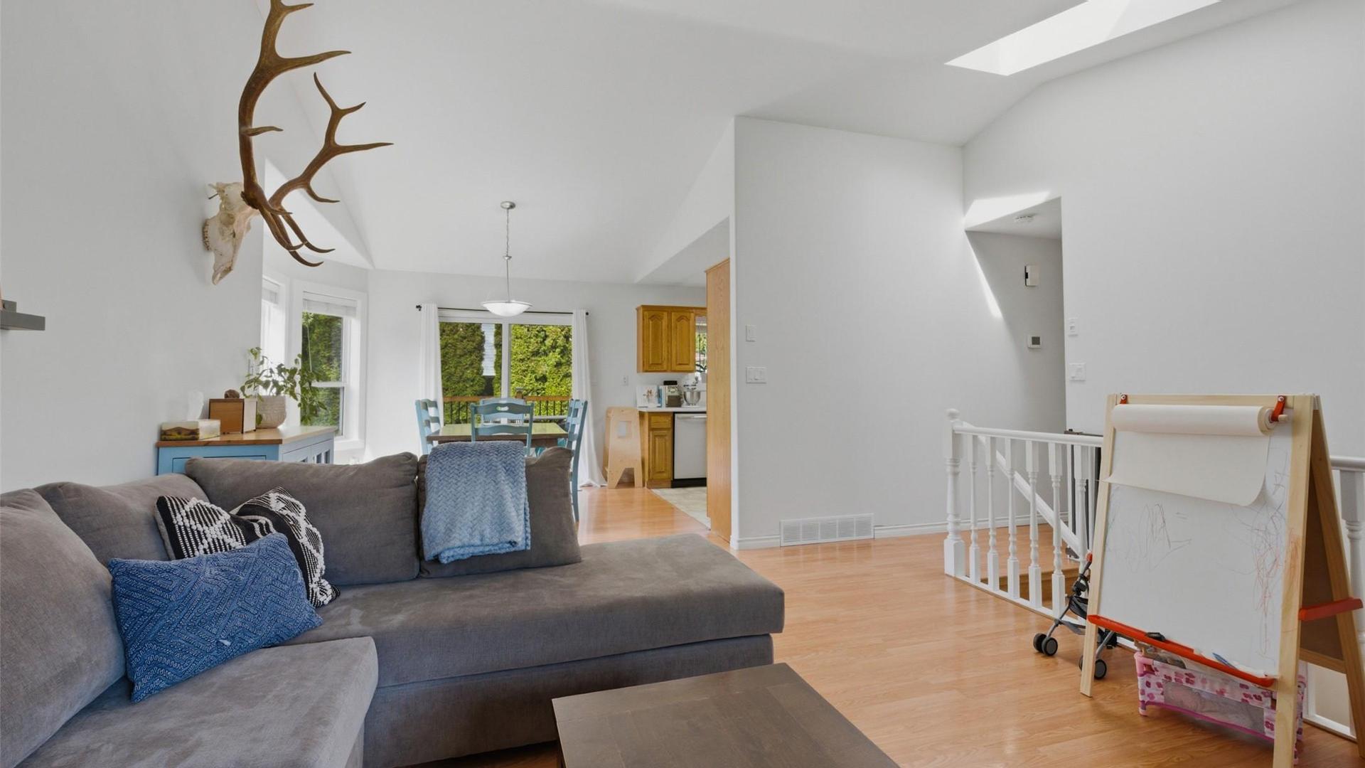 









2239


Linea

Crescent,
Lumby,




BC
V0E 2G0

