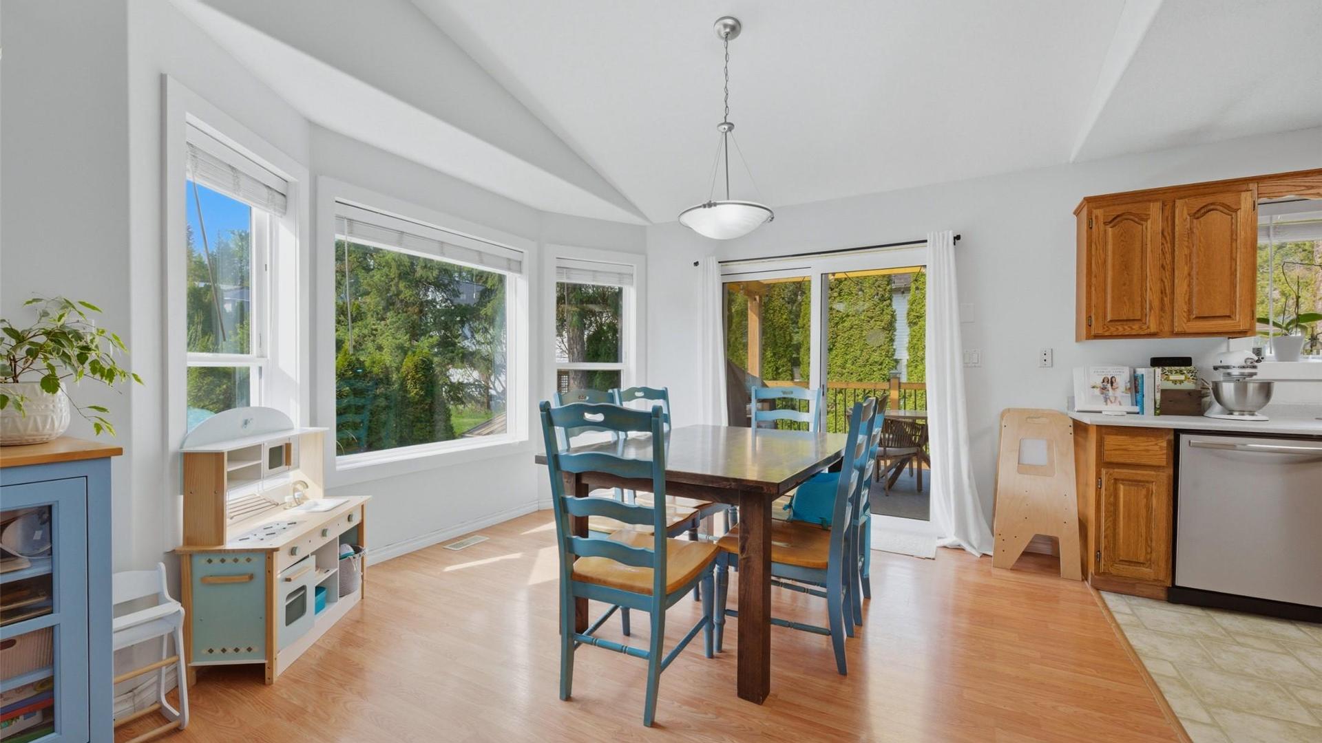 









2239


Linea

Crescent,
Lumby,




BC
V0E 2G0

