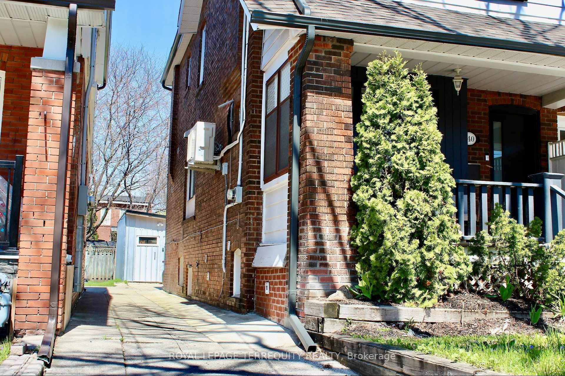 









140


Wolverleigh

Boulevard, LOWER,
Toronto,




ON
M4J 1R9

