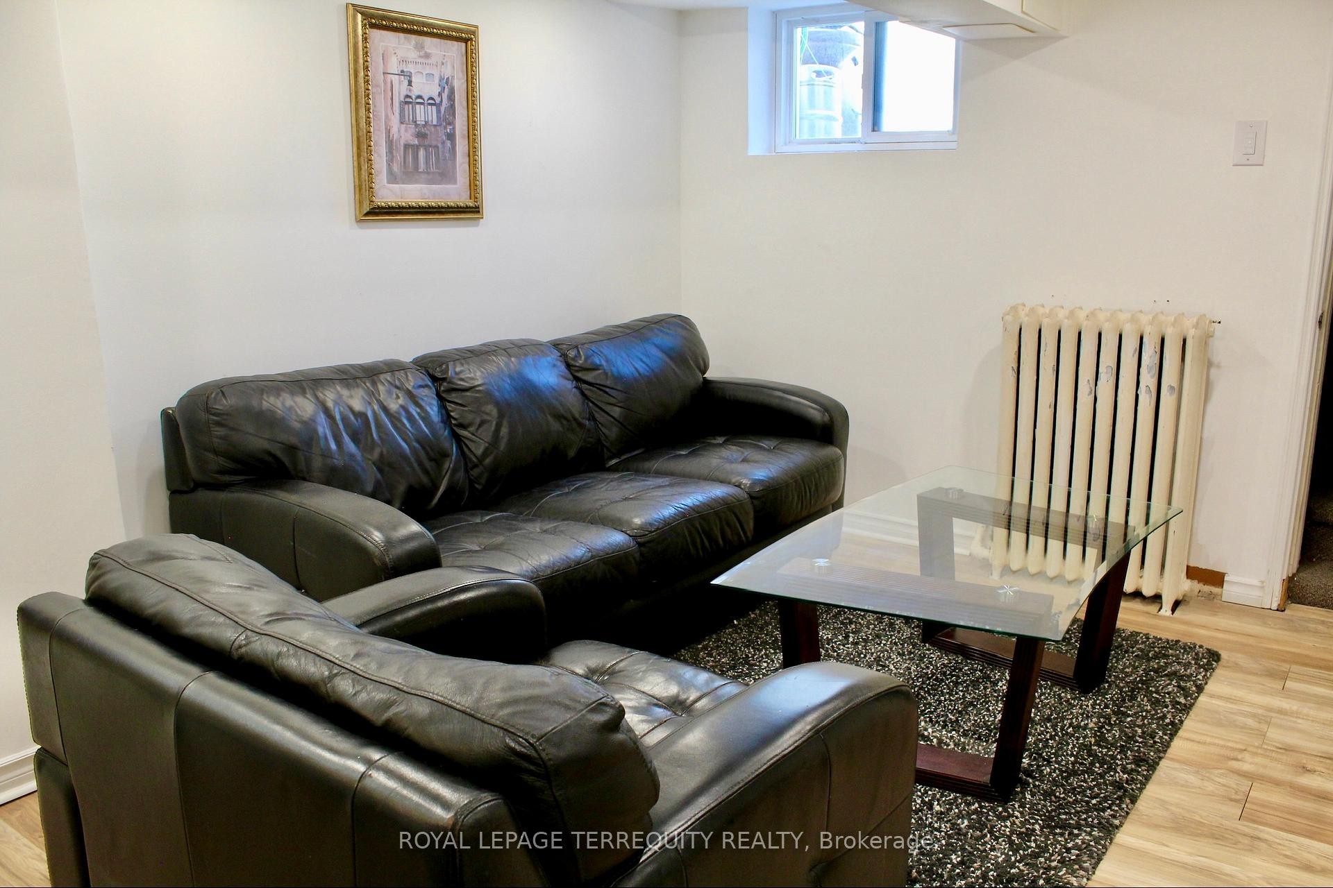 









140


Wolverleigh

Boulevard, LOWER,
Toronto,




ON
M4J 1R9

