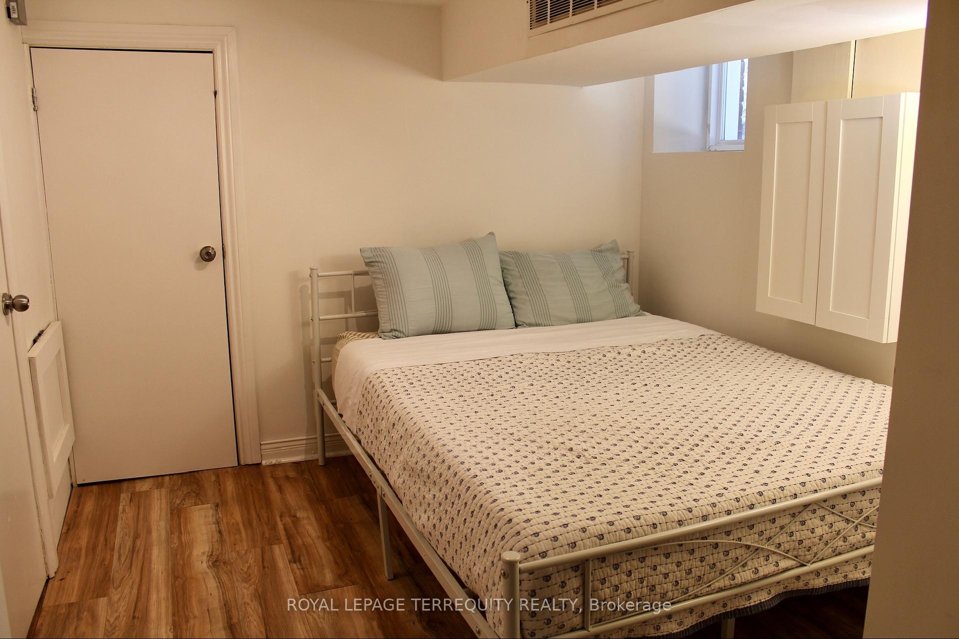 









140


Wolverleigh

Boulevard, LOWER,
Toronto,




ON
M4J 1R9

