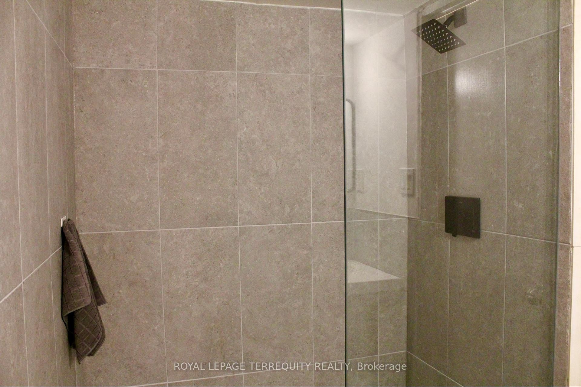 









140


Wolverleigh

Boulevard, LOWER,
Toronto,




ON
M4J 1R9

