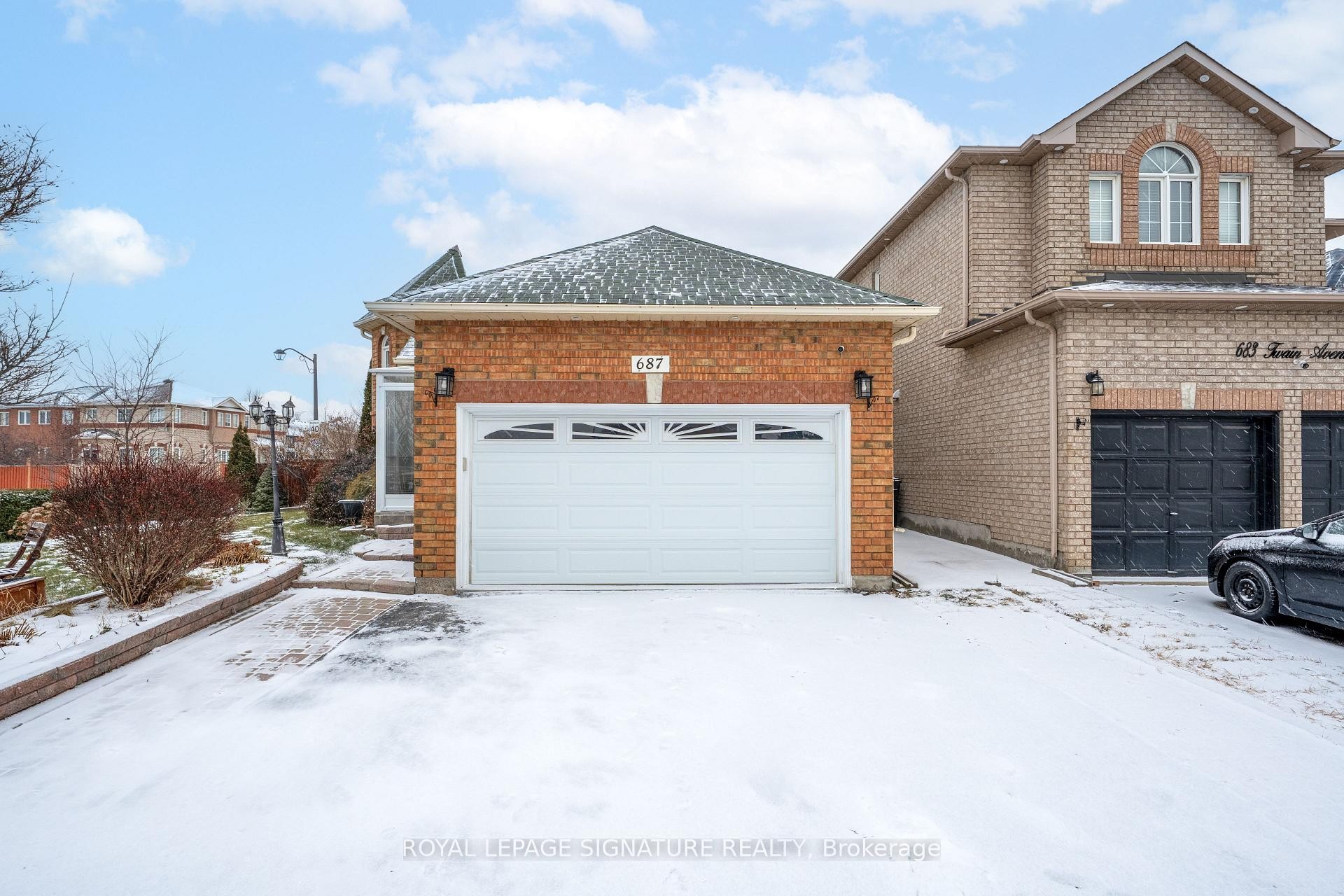 









687


Twain

Avenue,
Mississauga,




ON
L5W 1K7

