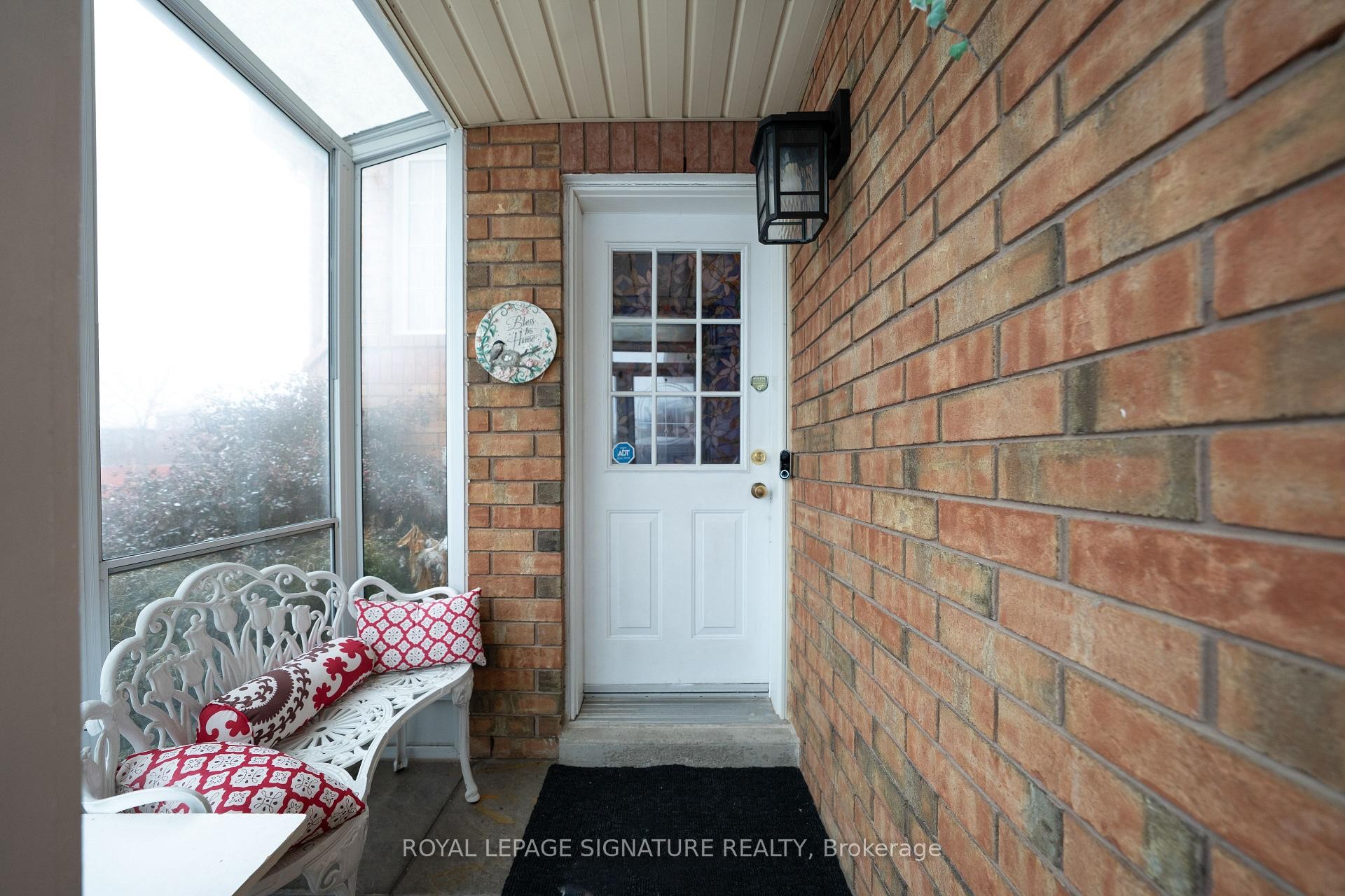 









687


Twain

Avenue,
Mississauga,




ON
L5W 1K7

