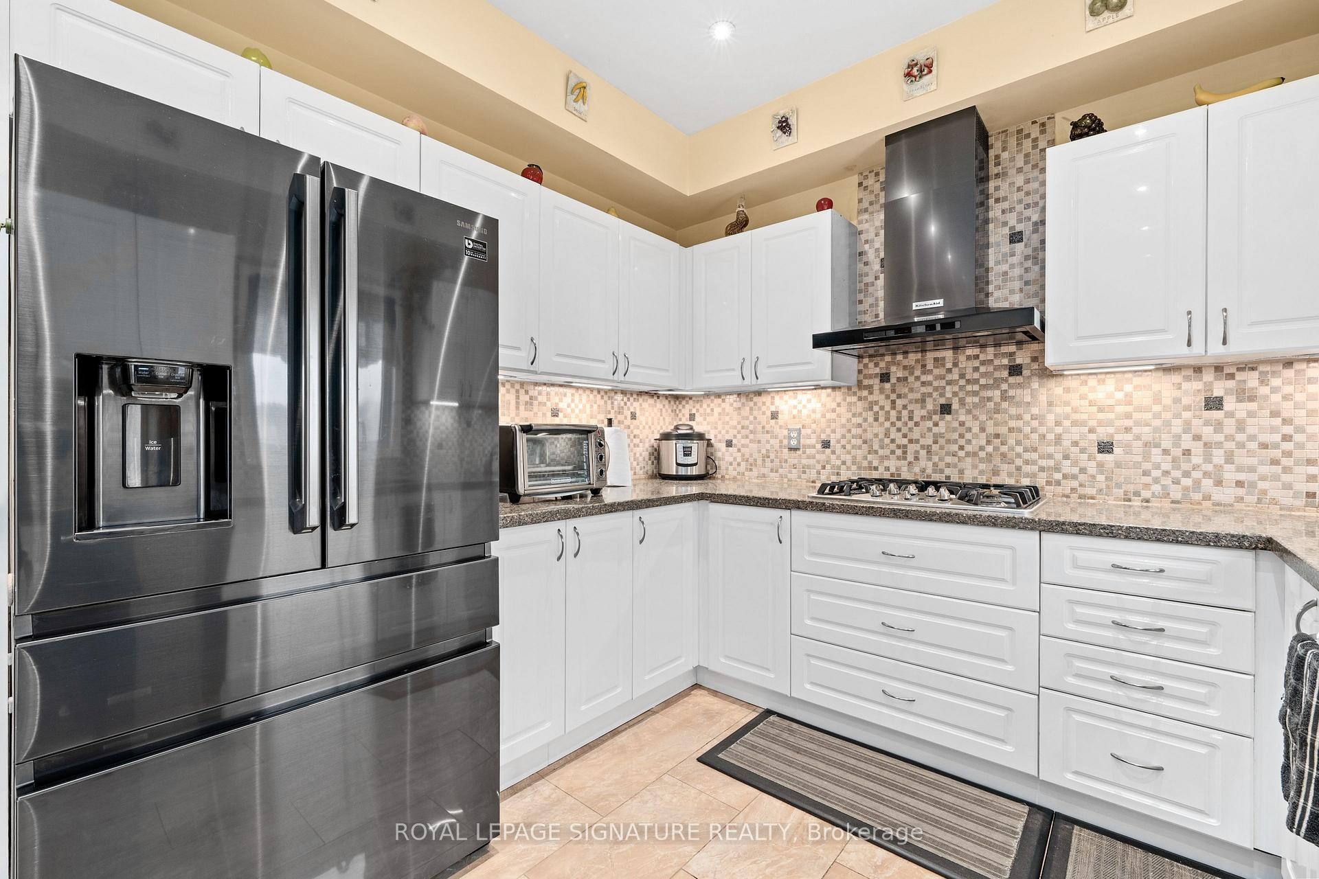 









687


Twain

Avenue,
Mississauga,




ON
L5W 1K7


