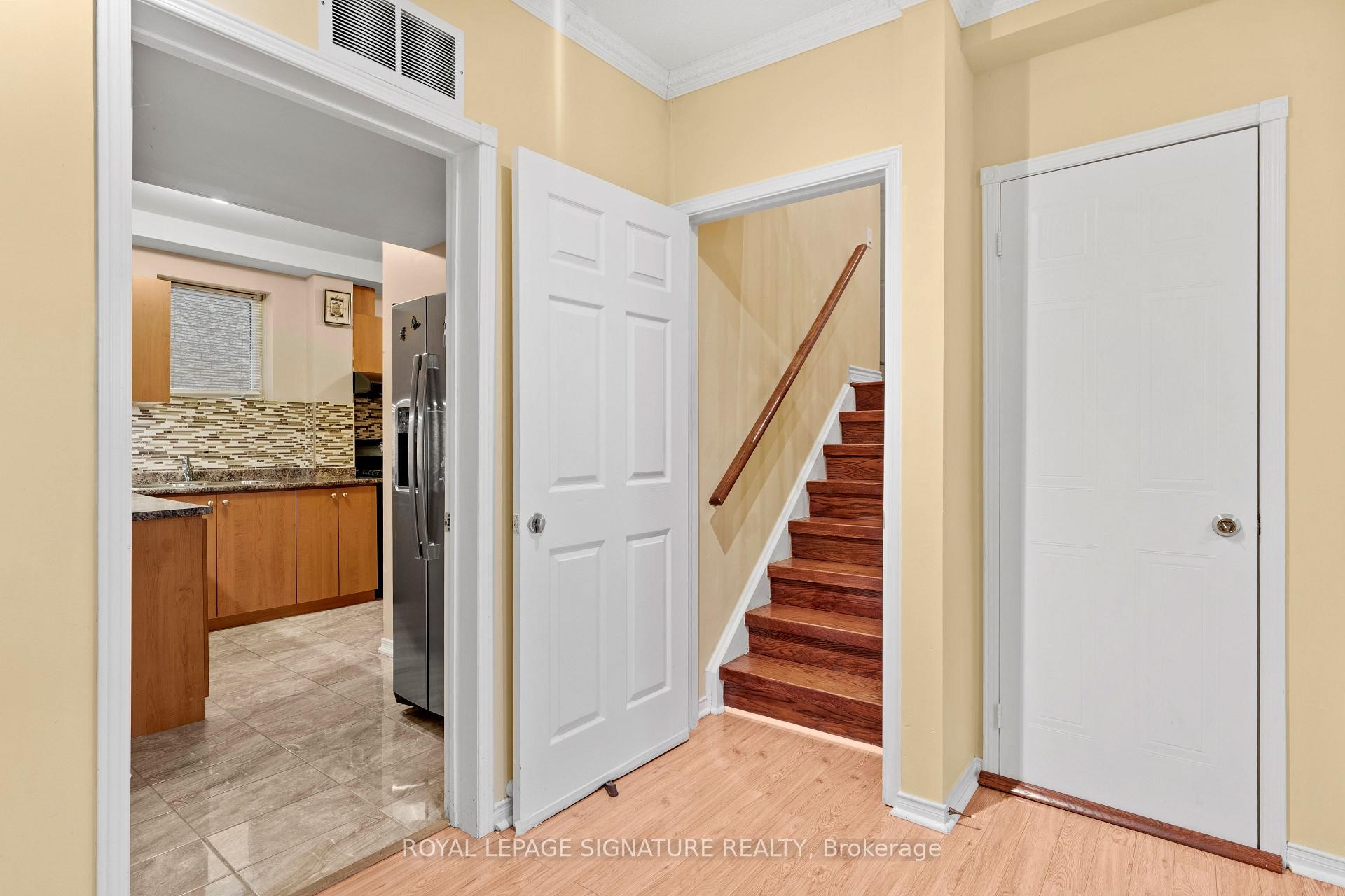 









687


Twain

Avenue,
Mississauga,




ON
L5W 1K7

