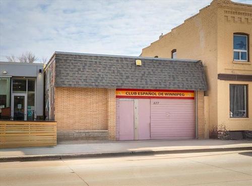Featured Listing Photo 