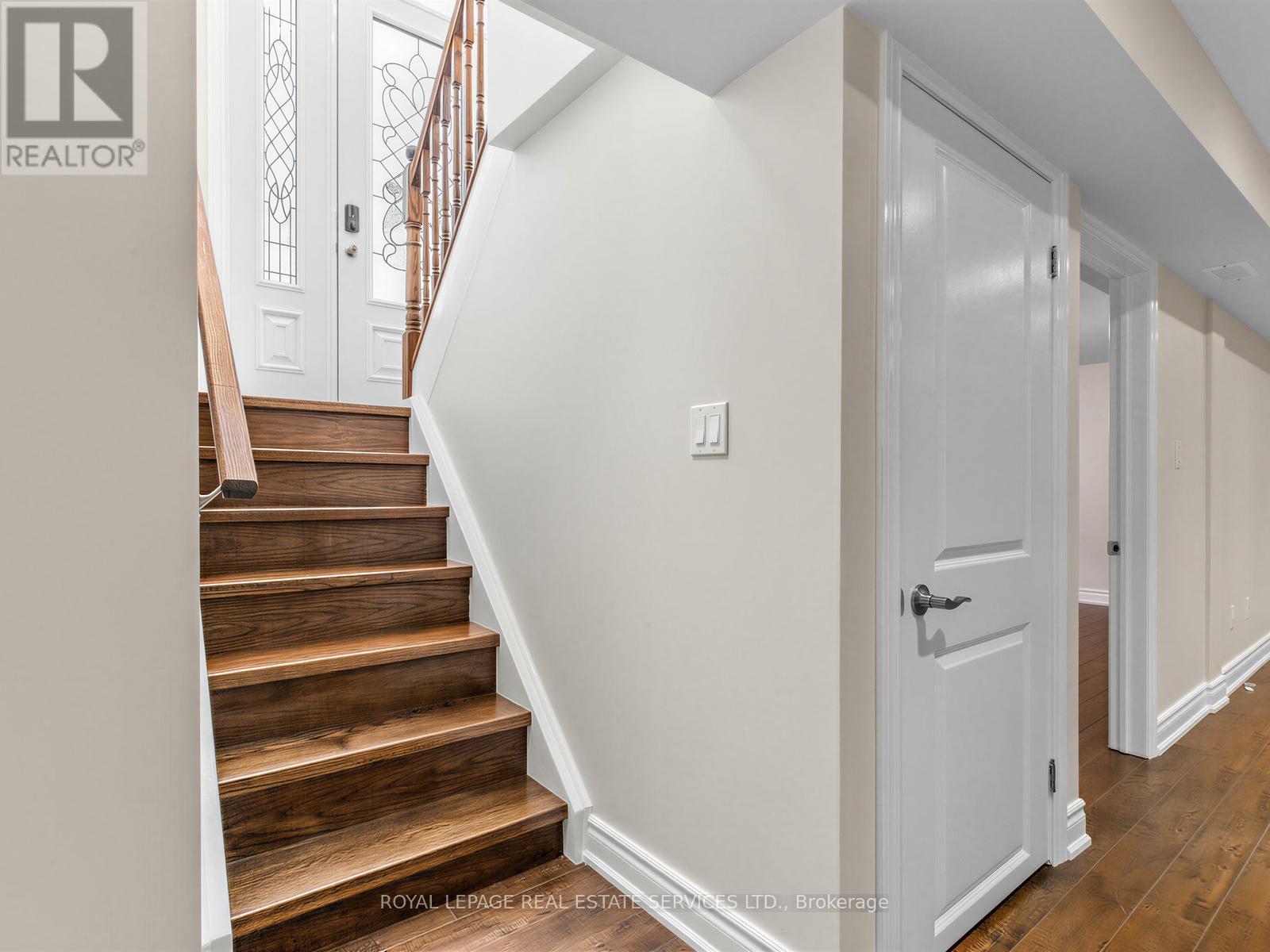 












44 CARACAS ROAD

,
Toronto,




Ontario
M2K1A9

