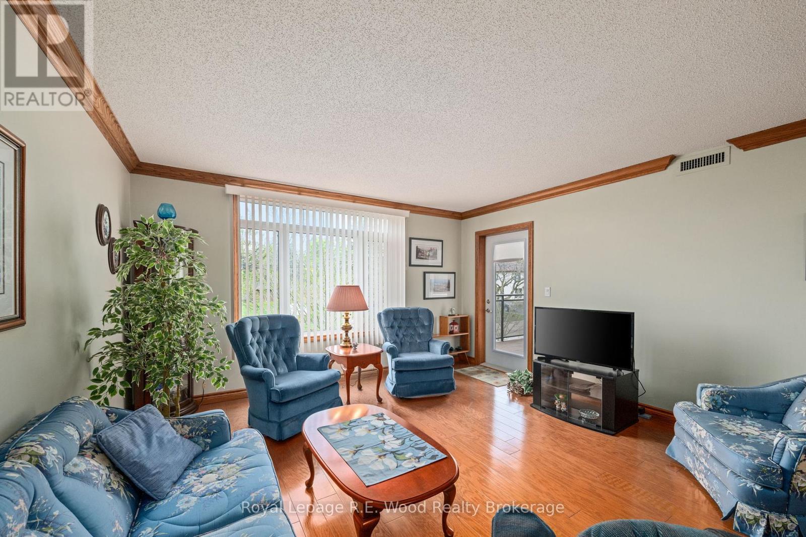 












205 - 80 BRIDGE STREET E

,
Tillsonburg,




Ontario
N4G1T2

