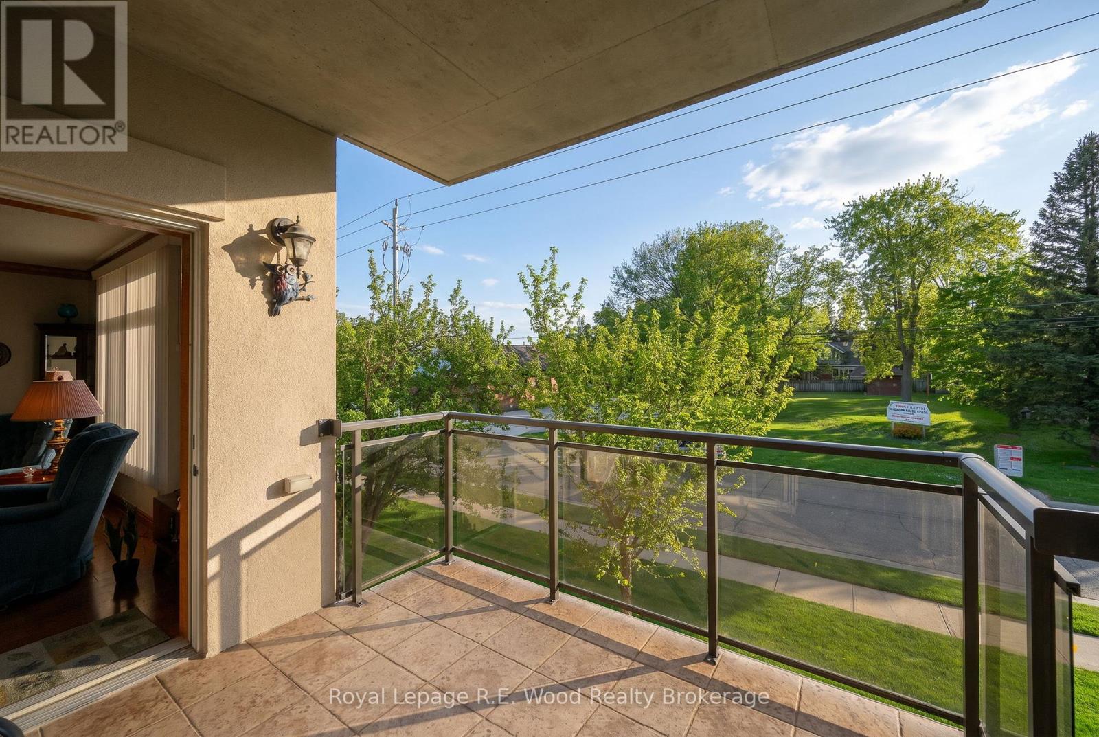 












205 - 80 BRIDGE STREET E

,
Tillsonburg,




Ontario
N4G1T2

