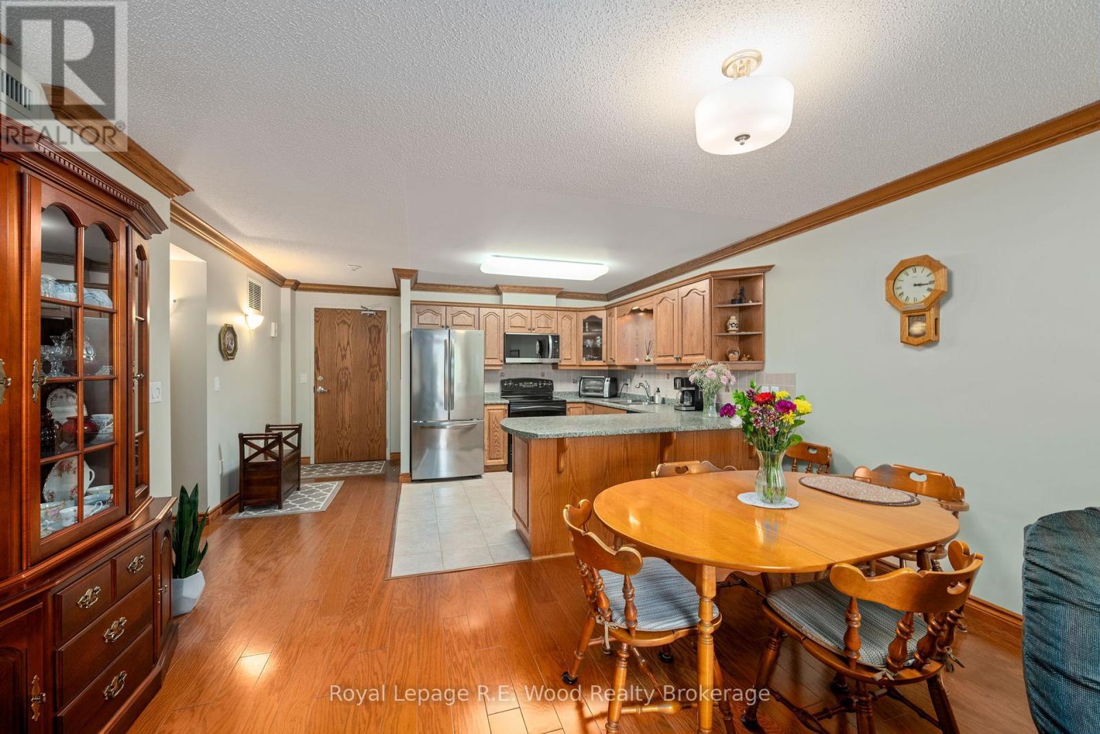 












205 - 80 BRIDGE STREET E

,
Tillsonburg,




Ontario
N4G1T2

