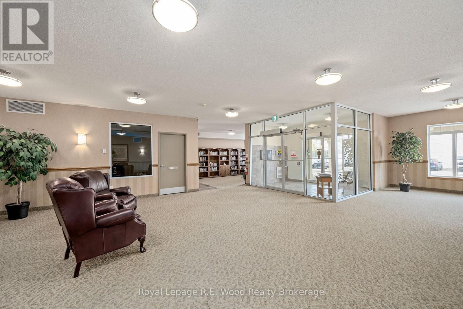 












205 - 80 BRIDGE STREET E

,
Tillsonburg,




Ontario
N4G1T2

