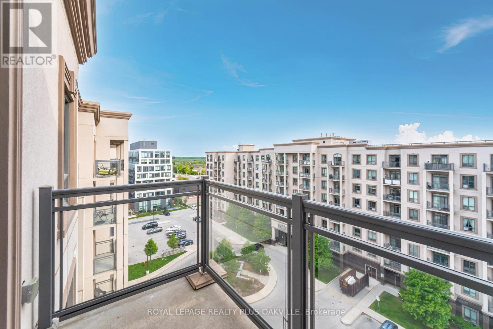












804 - 2486 OLD BRONTE ROAD

,
Oakville,




Ontario
L6M0Y4

