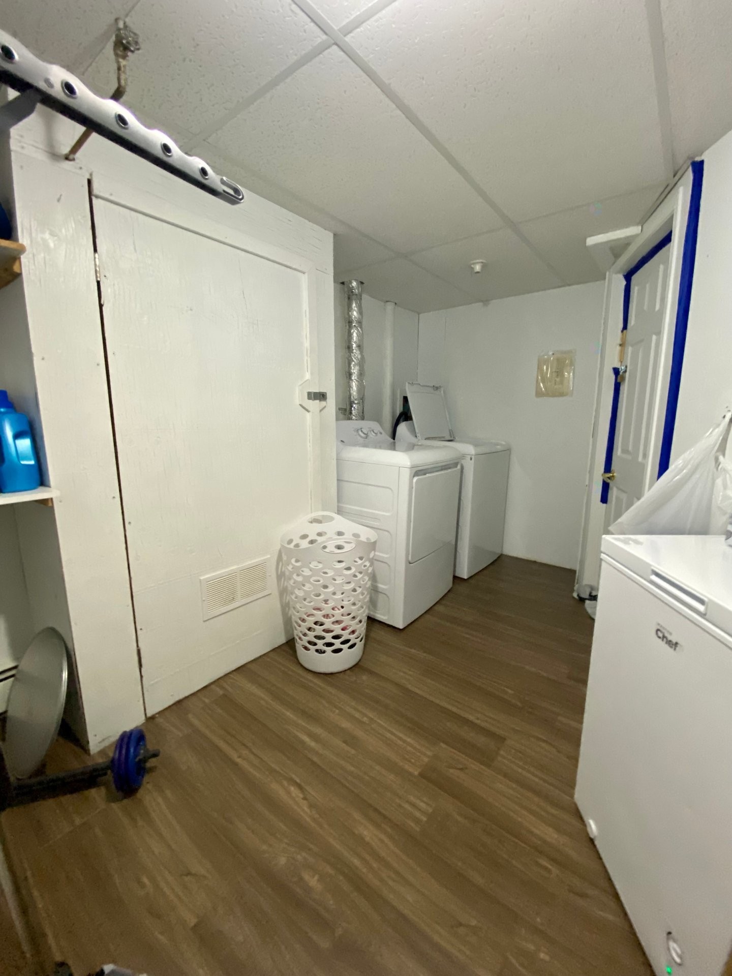 









289


Av. Cartier

,
Sept-Îles,




QC
G4R2T3

