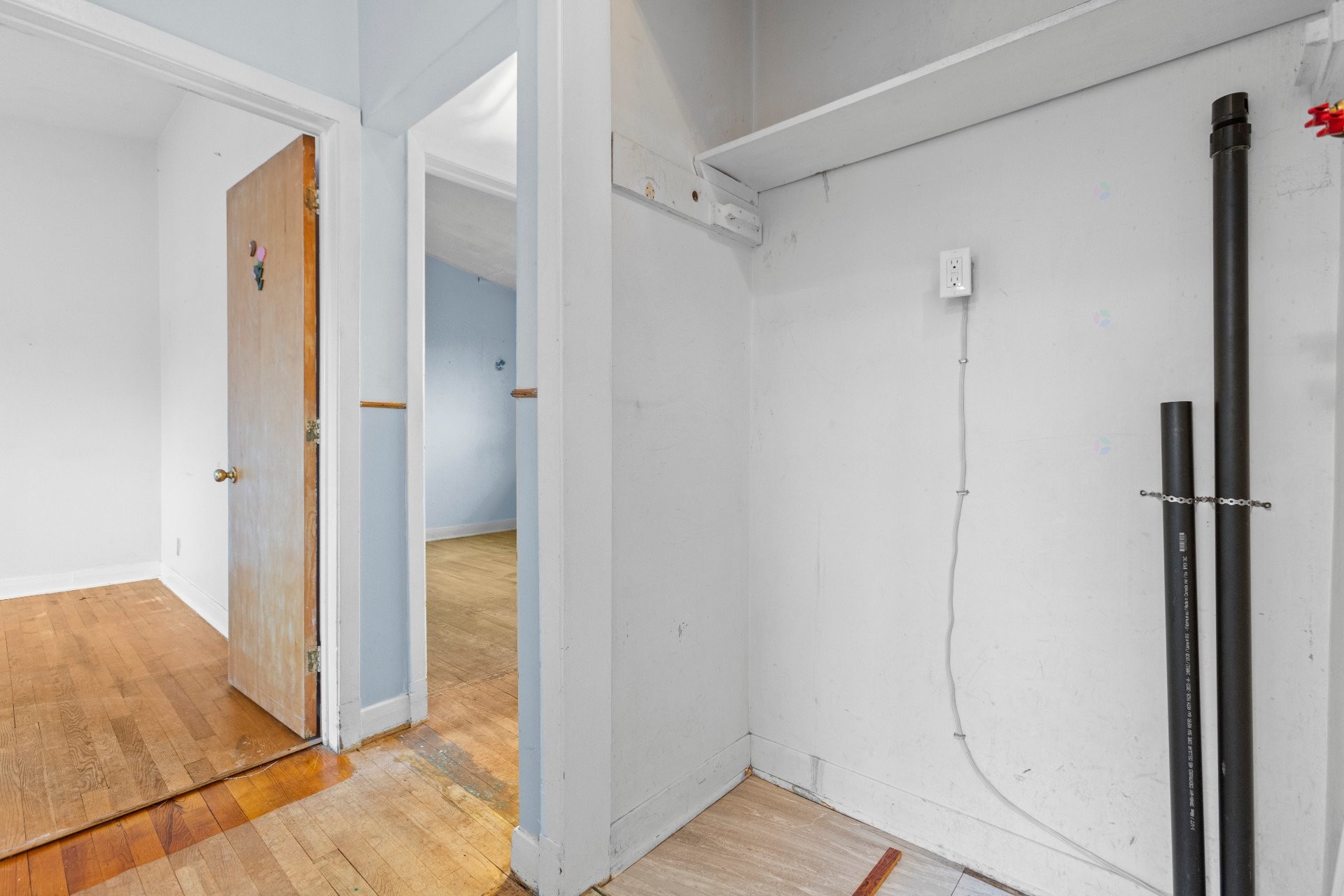 









112


Av. Douglas-Shand

,
Pointe-Claire,




QC
H9R2B6

