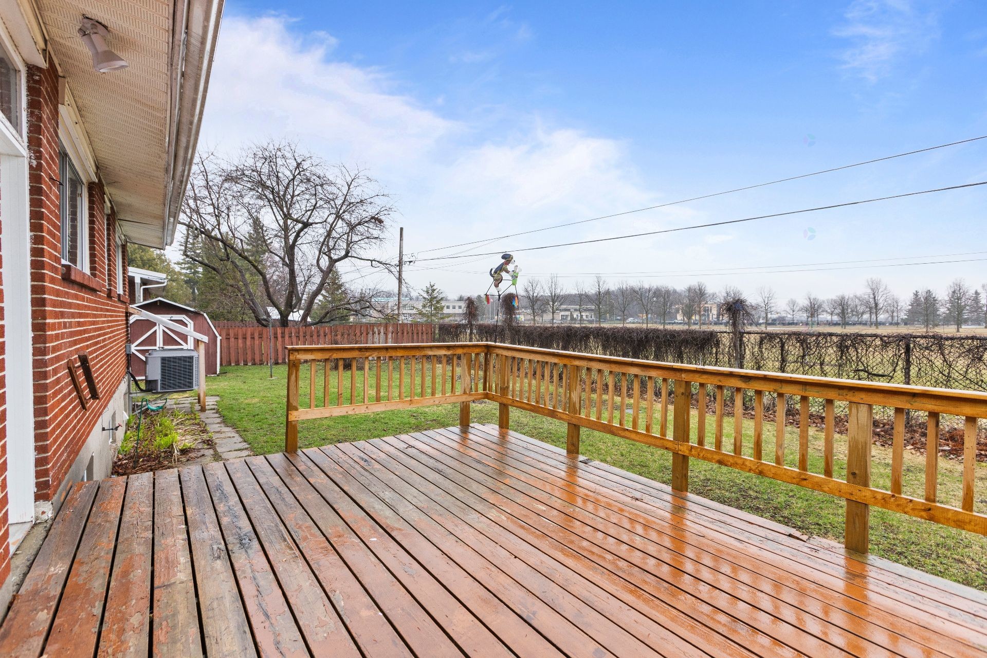 









112


Av. Douglas-Shand

,
Pointe-Claire,




QC
H9R2B6

