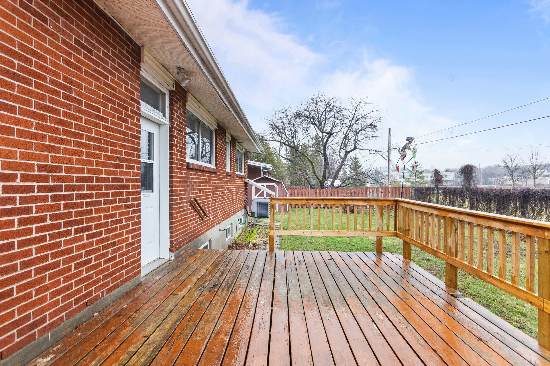 









112


Av. Douglas-Shand

,
Pointe-Claire,




QC
H9R2B6

