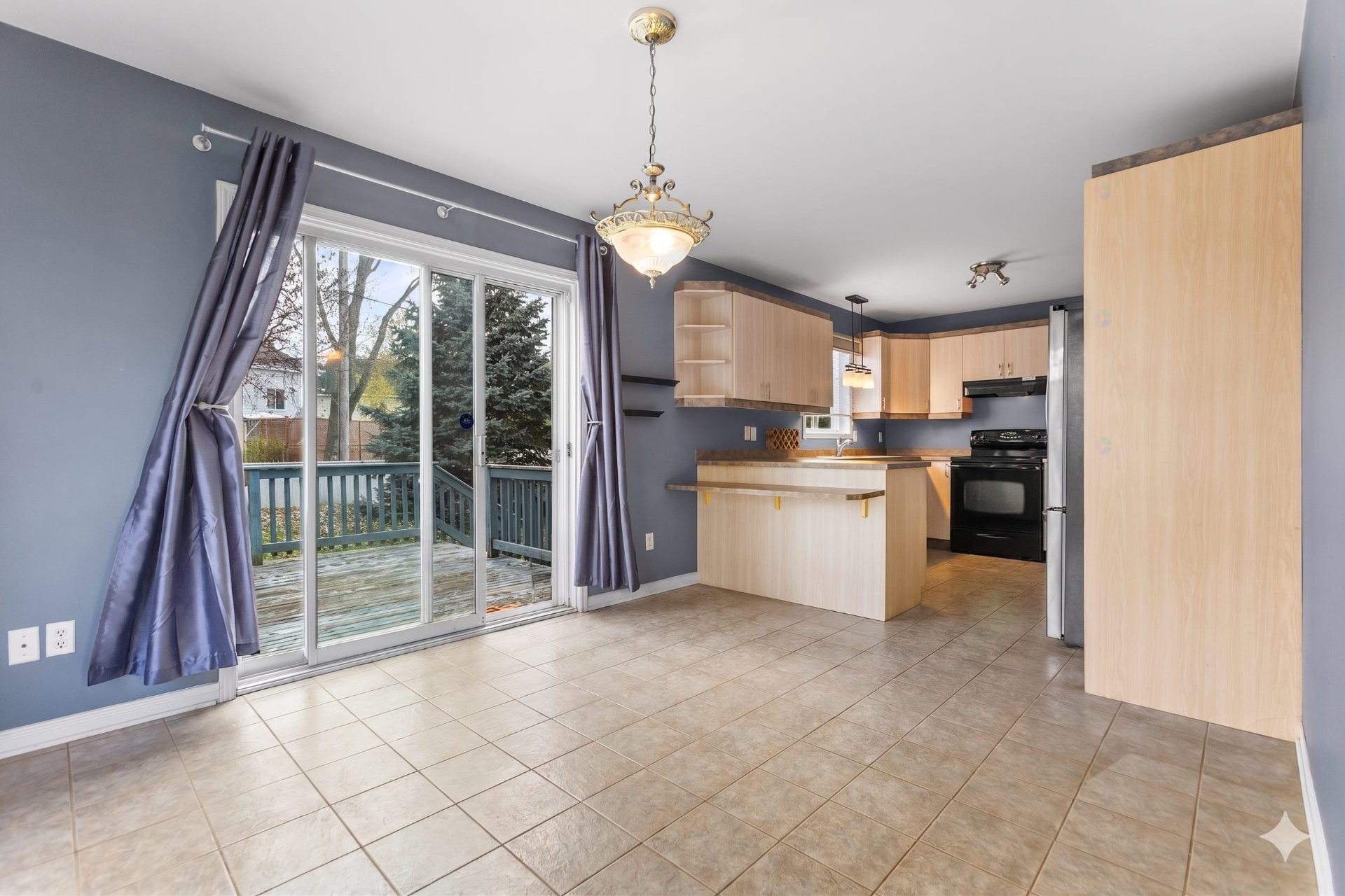 









1262


Boul. Virginie-Roy

,
Notre-Dame-de-l'Île-Perrot,




QC
J7V8Z9

